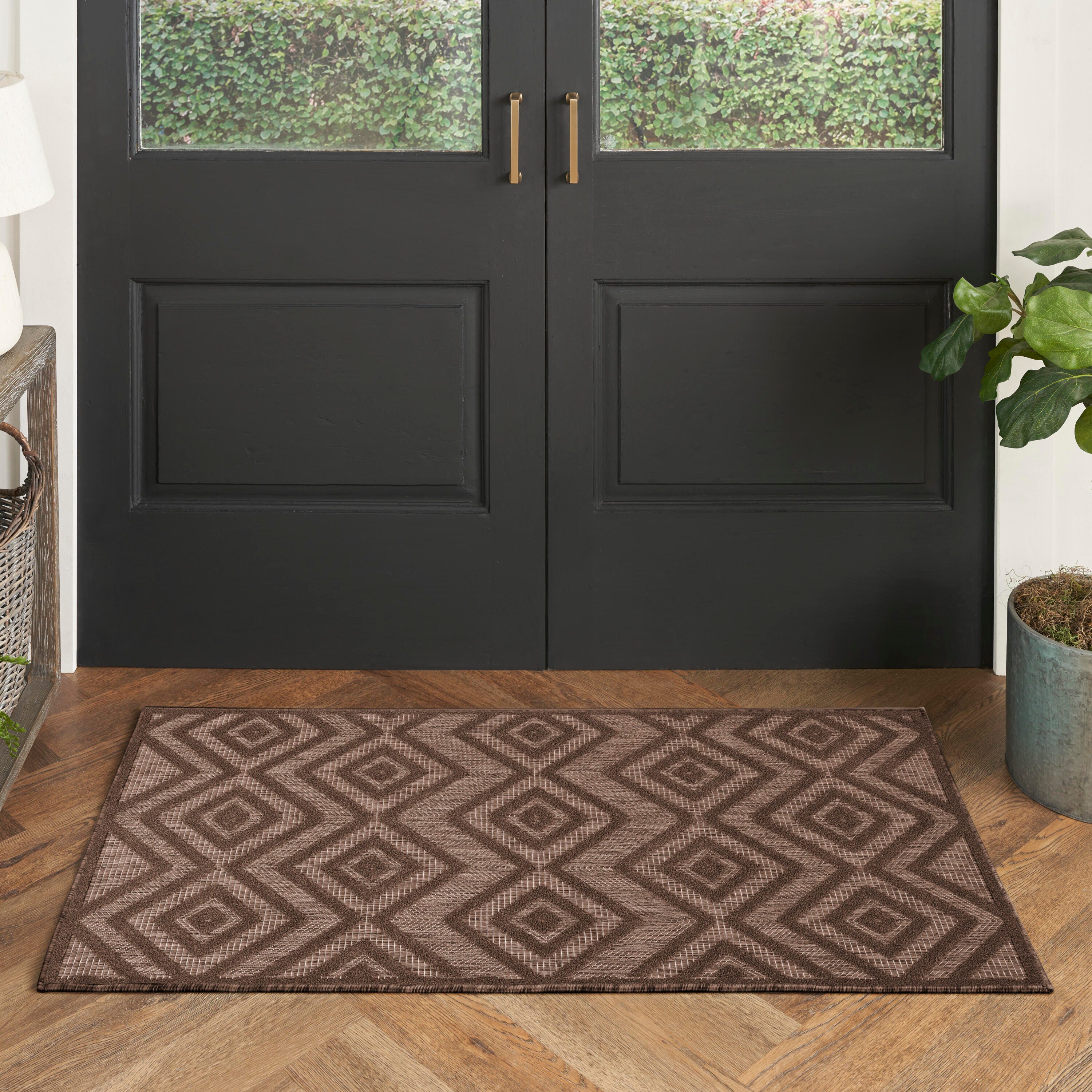 Nourison Home Versa 2' x 4' Area Rug, Brown, rollover