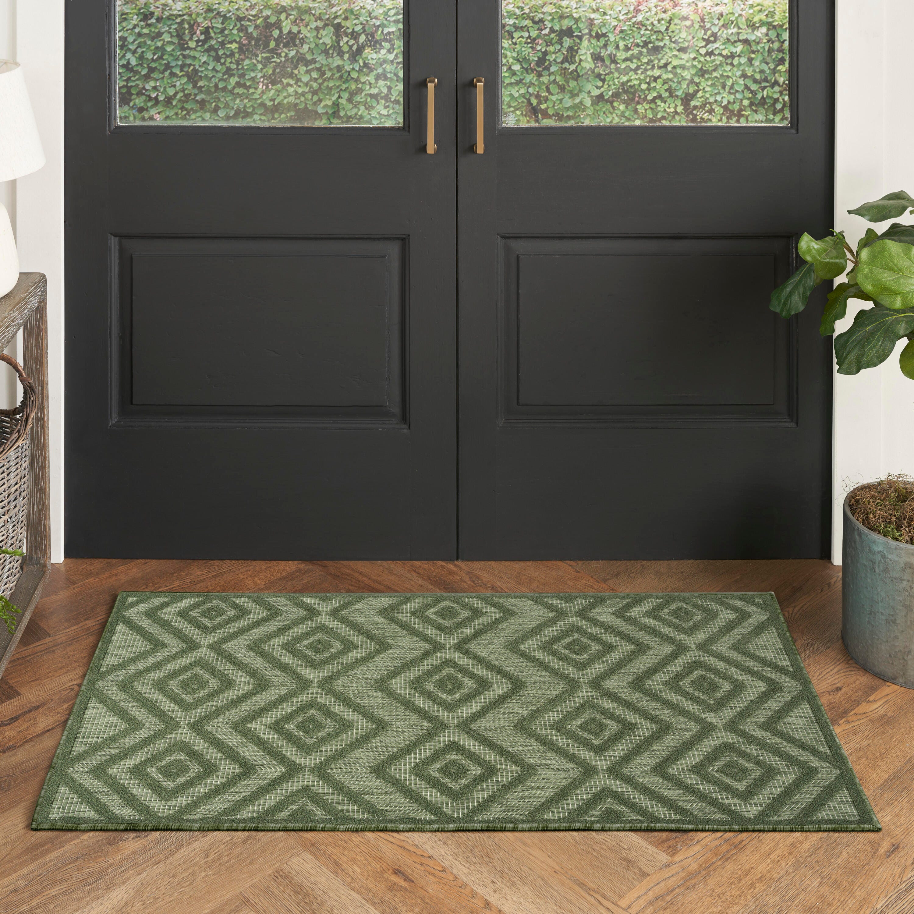 Nourison Home Versa 2' x 4' Area Rug, Green, rollover