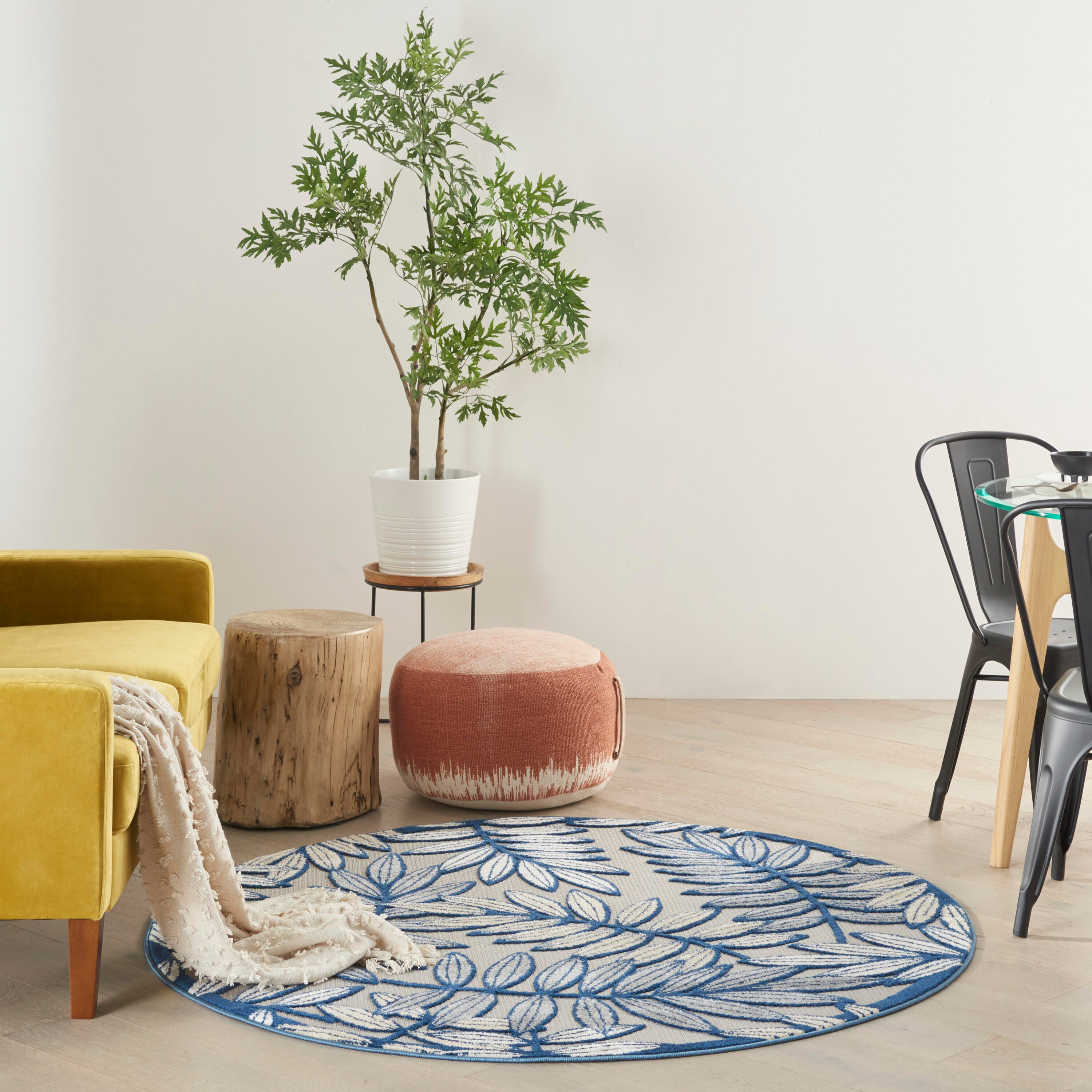 Nourison Home Splash 5'3" X Round Botanical Pattern Area Rug, Ivory/Navy, large