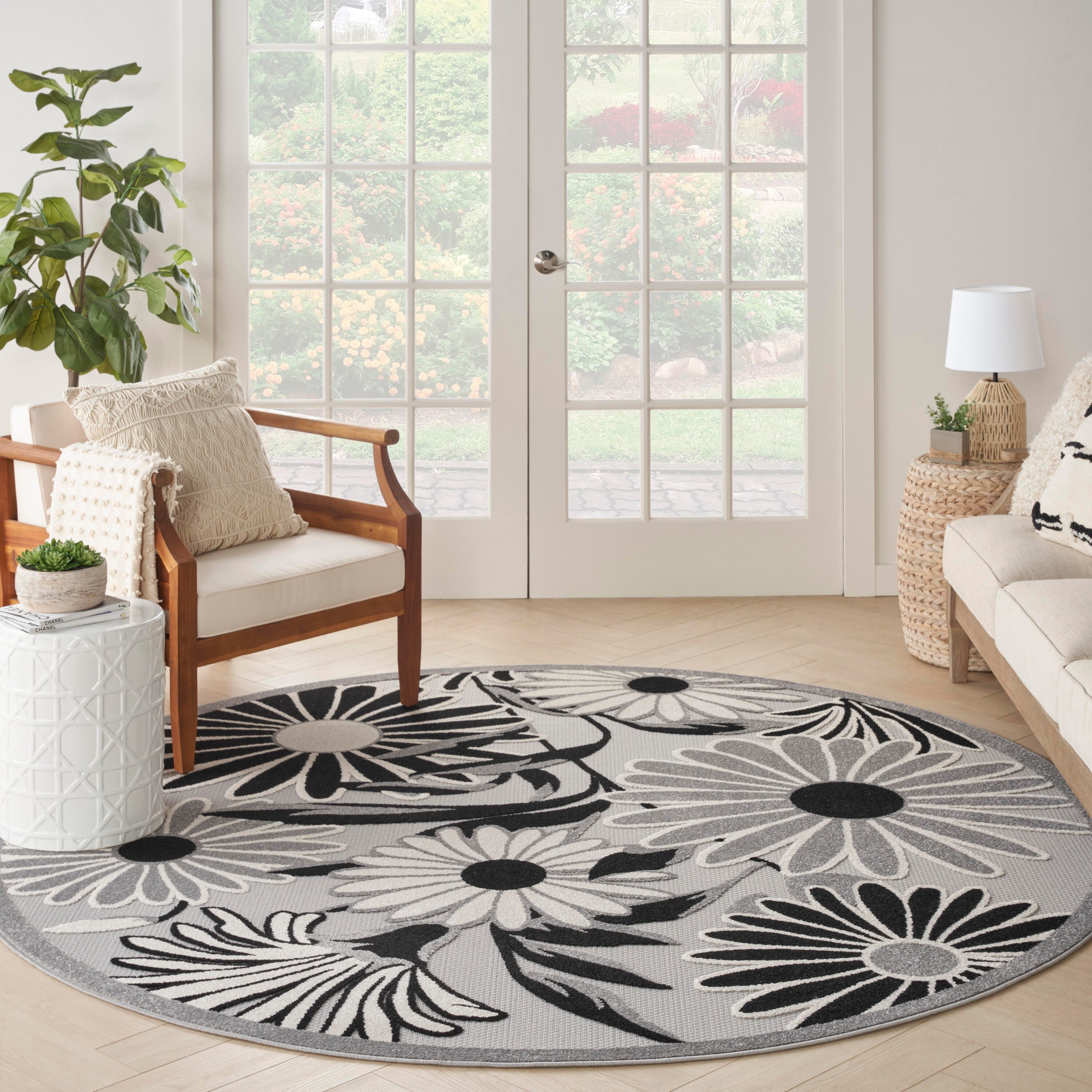 Nourison Home Splash 5'3" X Round Daisy Floral Area Rug, Black/White, large