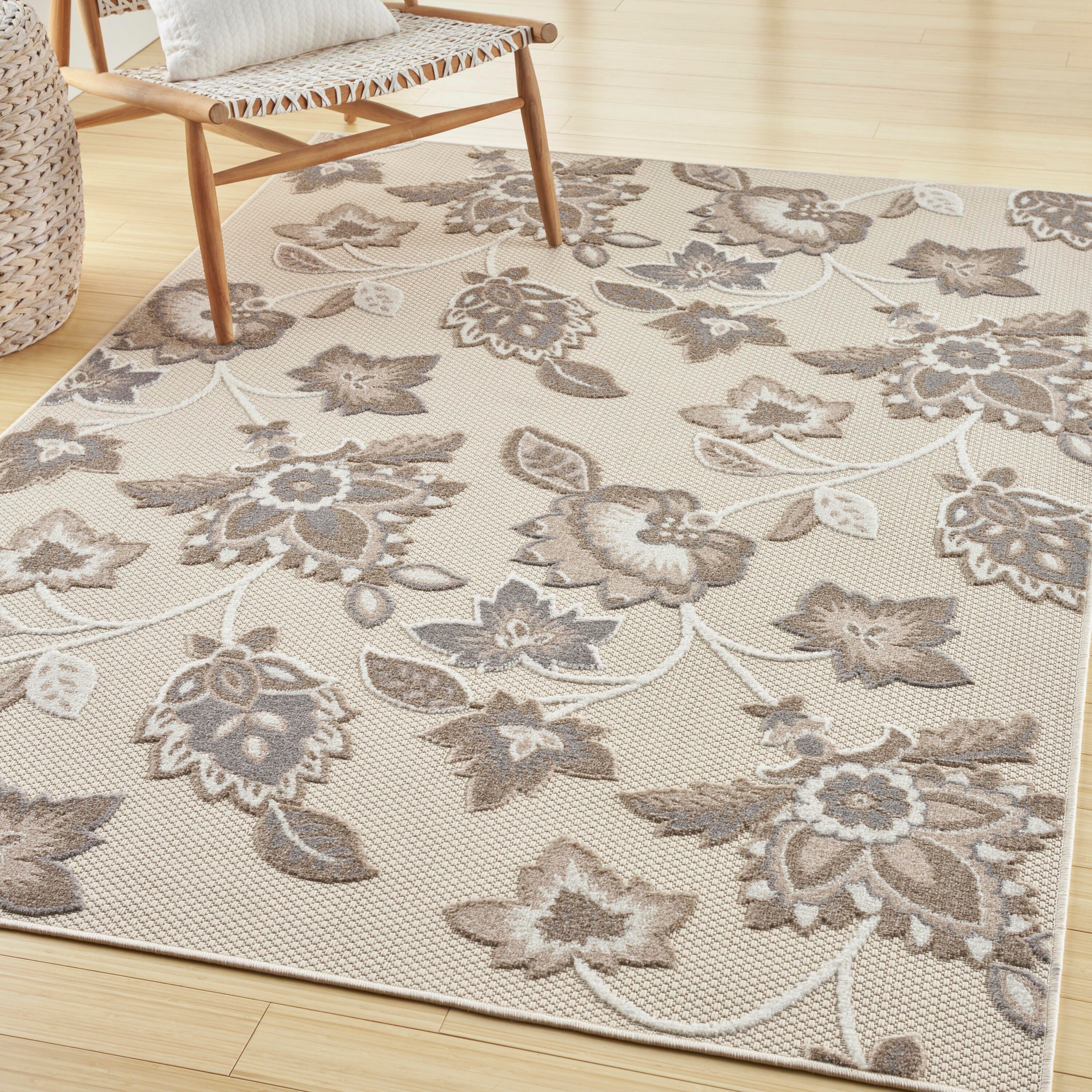Nourison Home Splash 7' X 10' Floral Area Rug, Beige, rollover