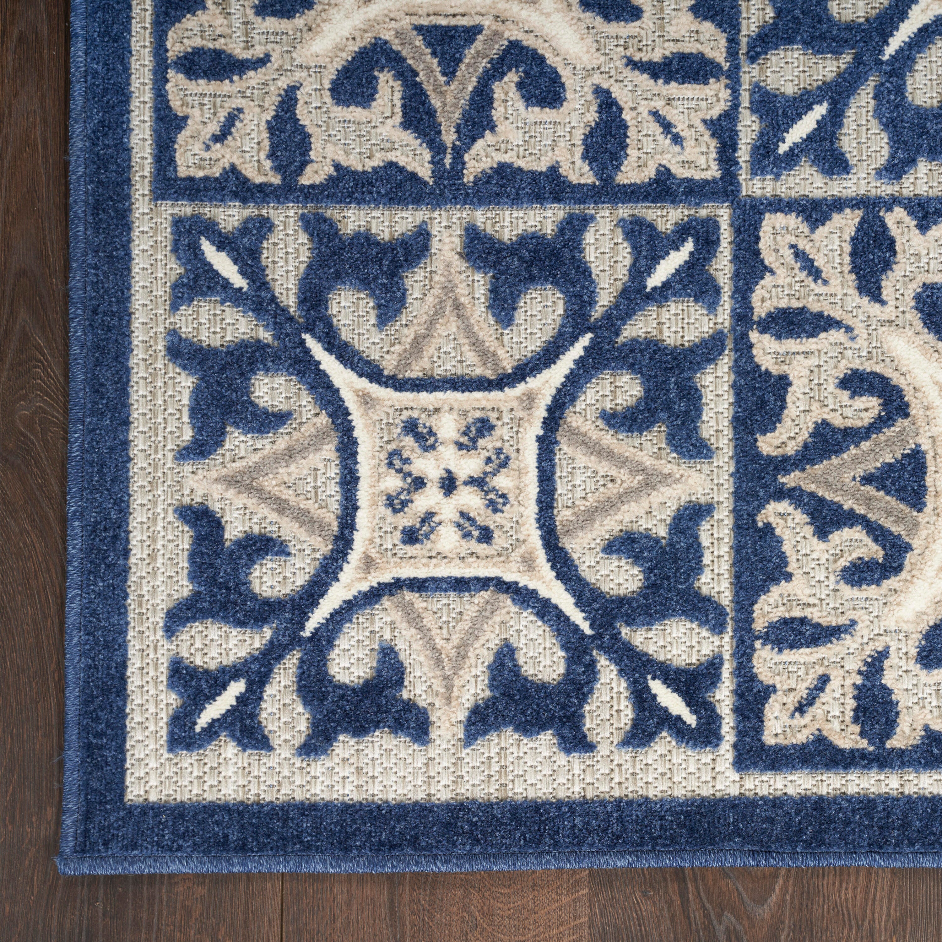 Nourison Home Splash 6' X 9' Small Geometric Area Rug, Blue, large
