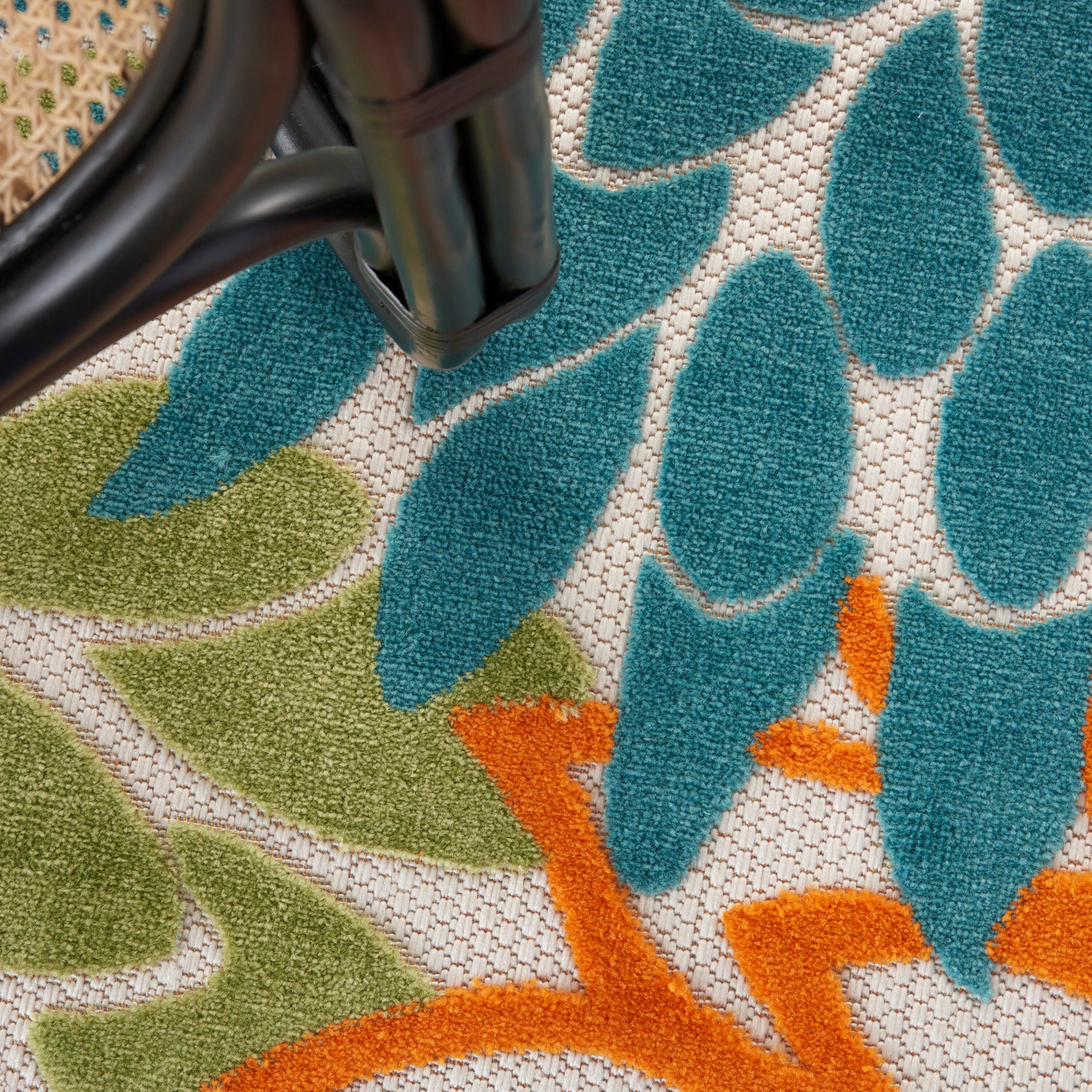 Nourison Home Splash 7'10" X Round Dahlia Floral Area Rug, Turquoise/Multi, large