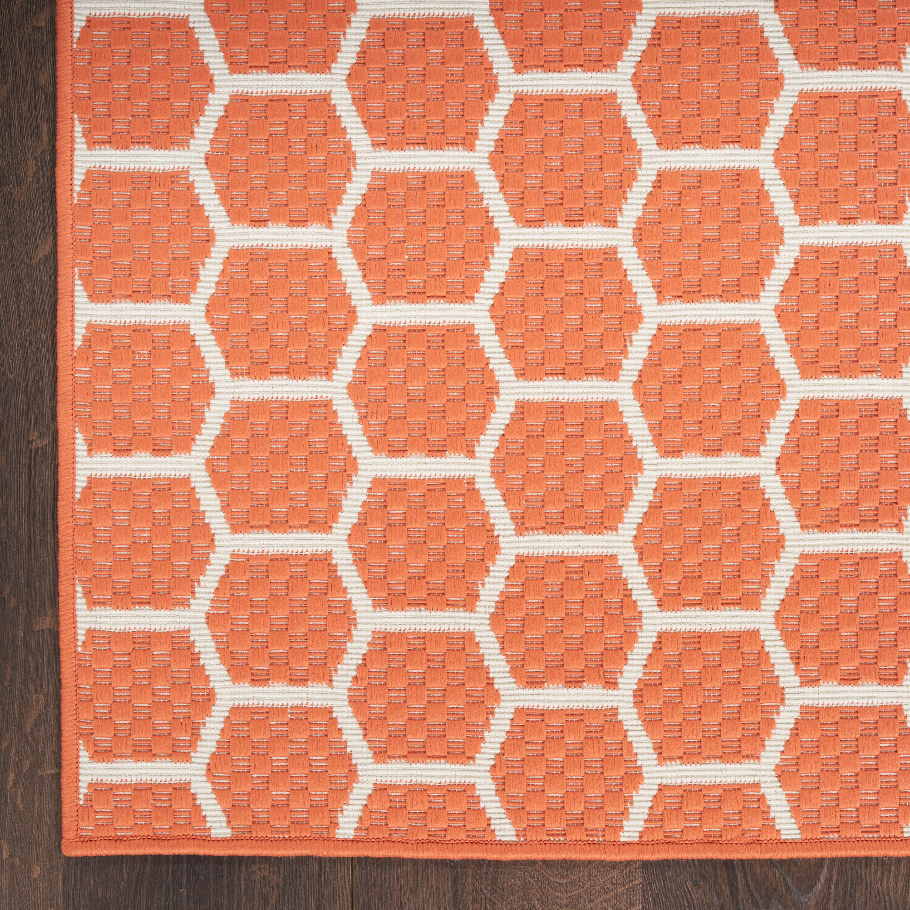 Nourison Home Twist Reversible Indoor/Outdoor 4' x 6' Area Rug, Coral, large