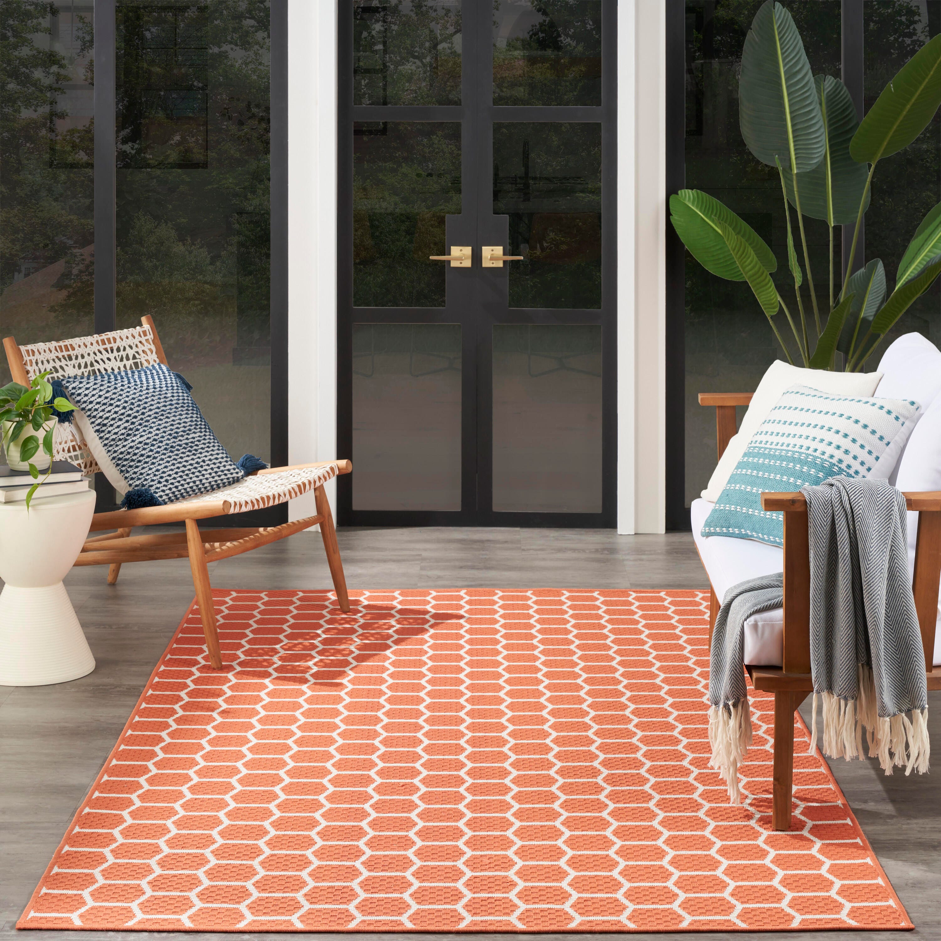 Nourison Home Twist Reversible Indoor/Outdoor 4' x 6' Area Rug, Coral, large