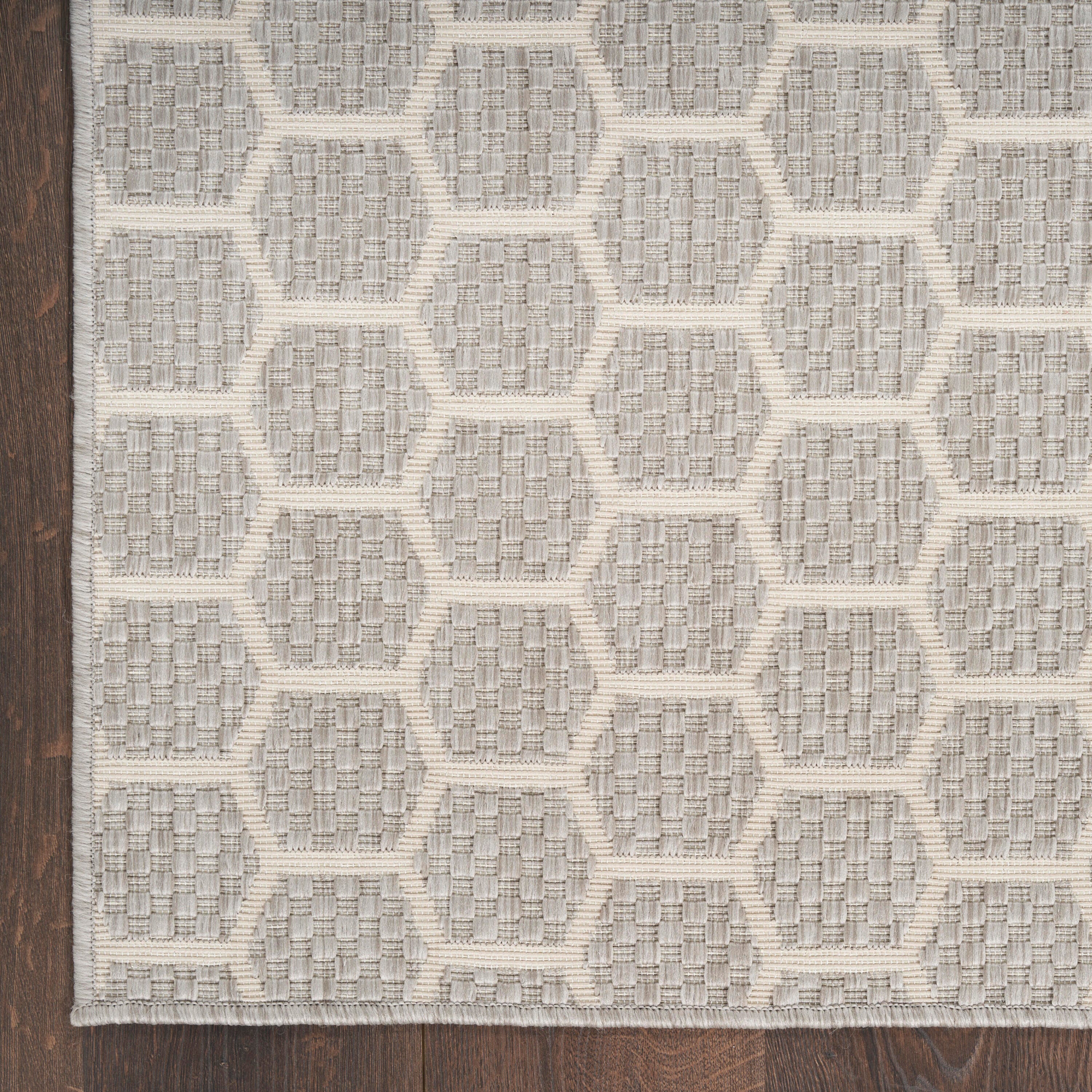 Nourison Home Twist Reversible Indoor/Outdoor 4' x 6' Area Rug, Gray, large