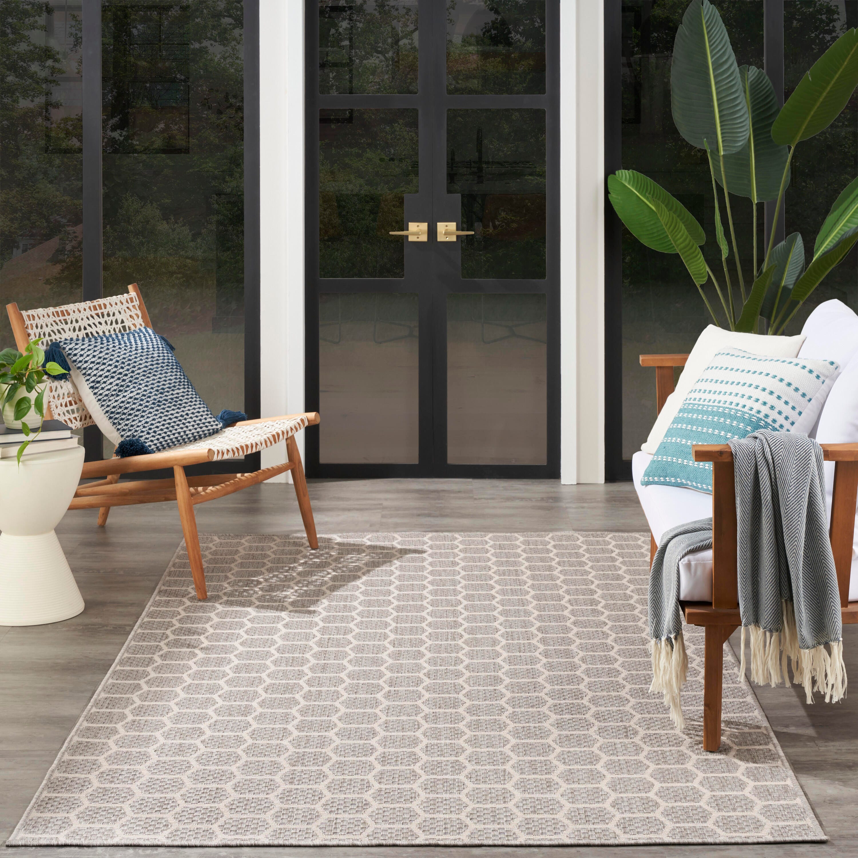 Nourison Home Twist Reversible Indoor/Outdoor 4' x 6' Area Rug, Gray, large
