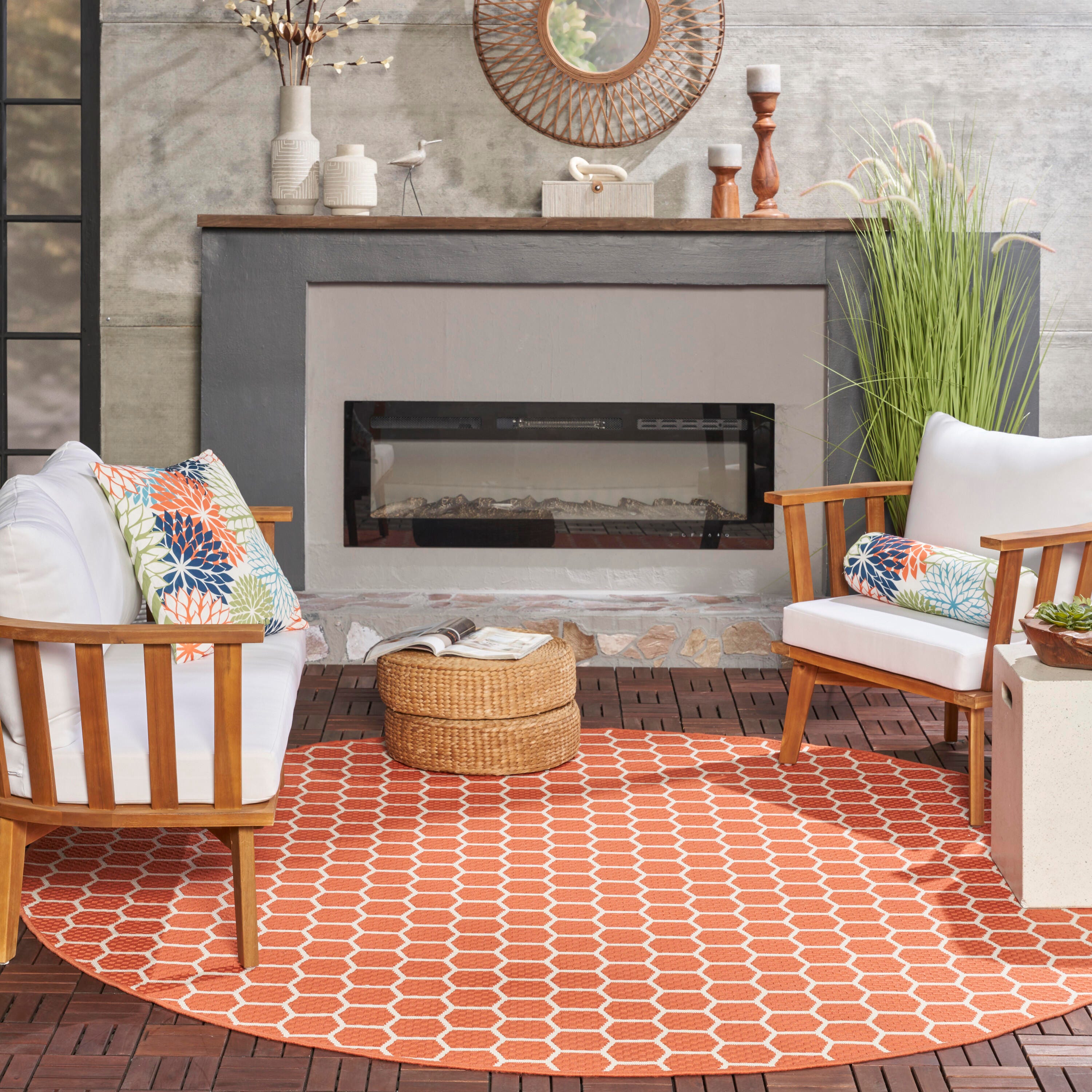 Nourison Home Twist Reversible Indoor/Outdoor 8' x Round Area Rug, Coral, large