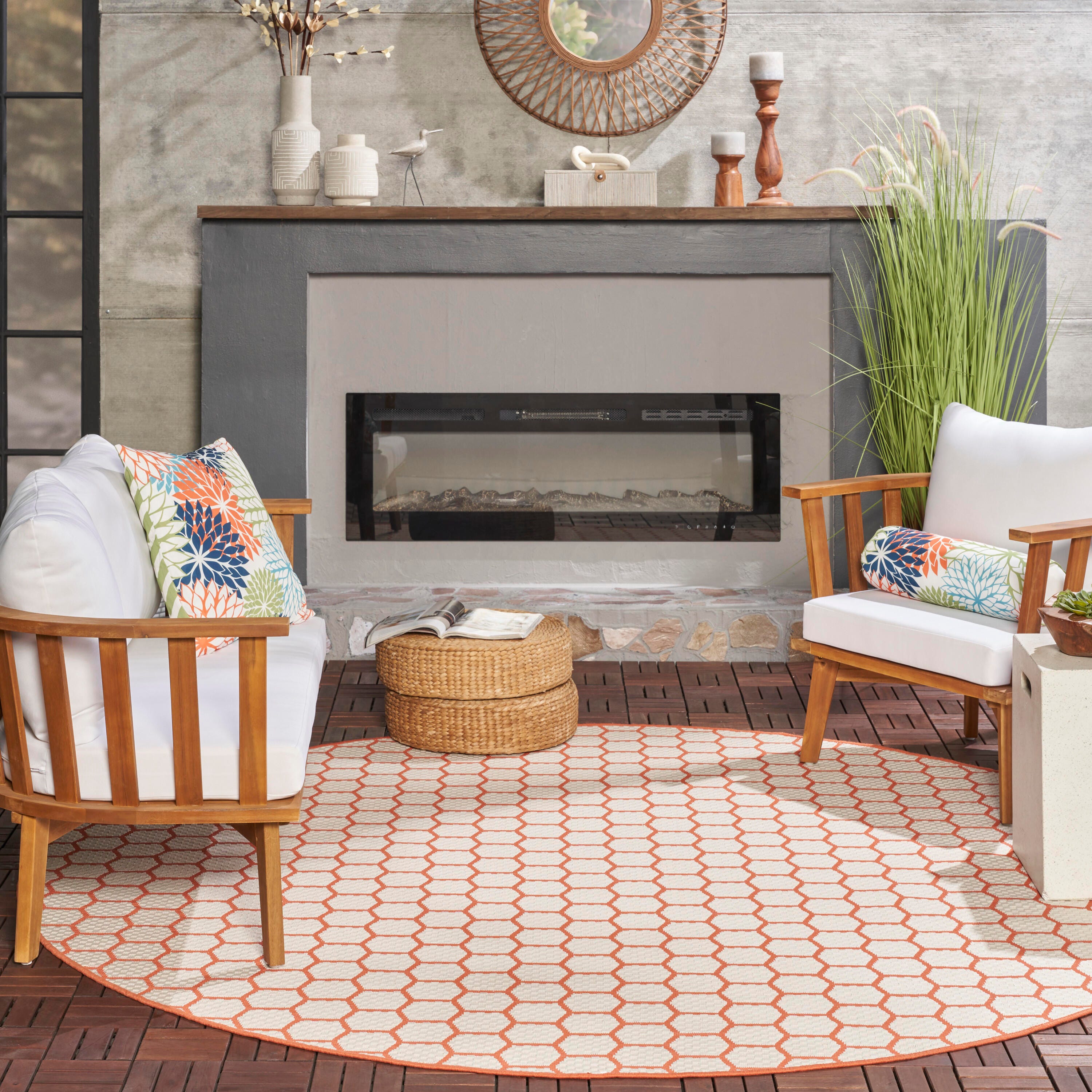 Nourison Home Twist Reversible Indoor/Outdoor 8' x Round Area Rug, Coral, large