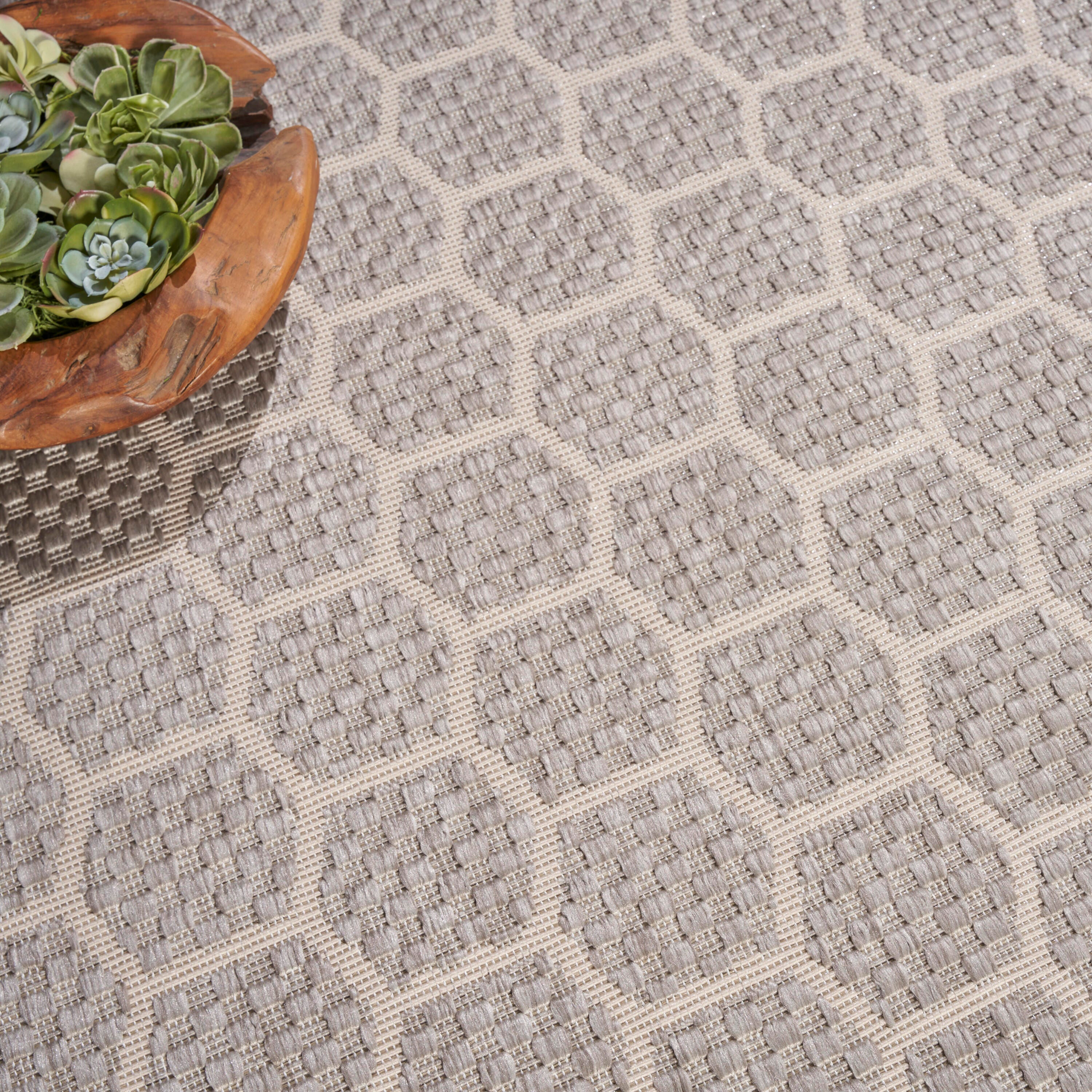 Nourison Home Twist Reversible Indoor/Outdoor 8' x Round Area Rug, Gray, large