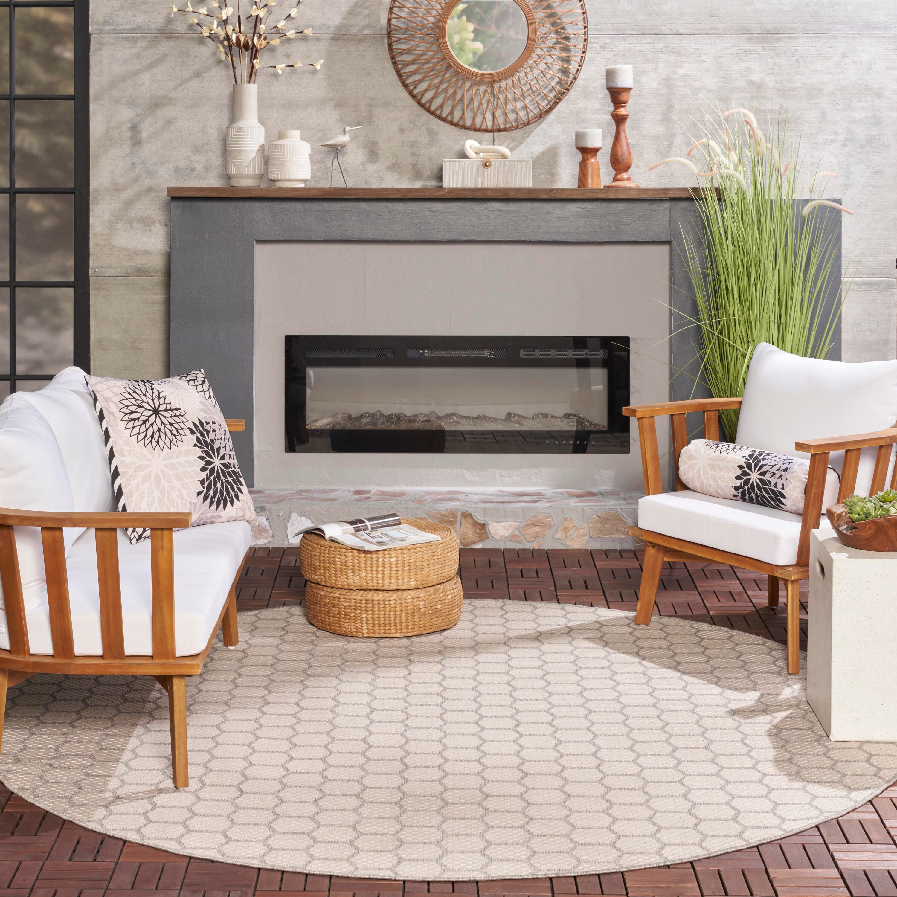 Nourison Home Twist Reversible Indoor/Outdoor 8' x Round Area Rug, Gray, large