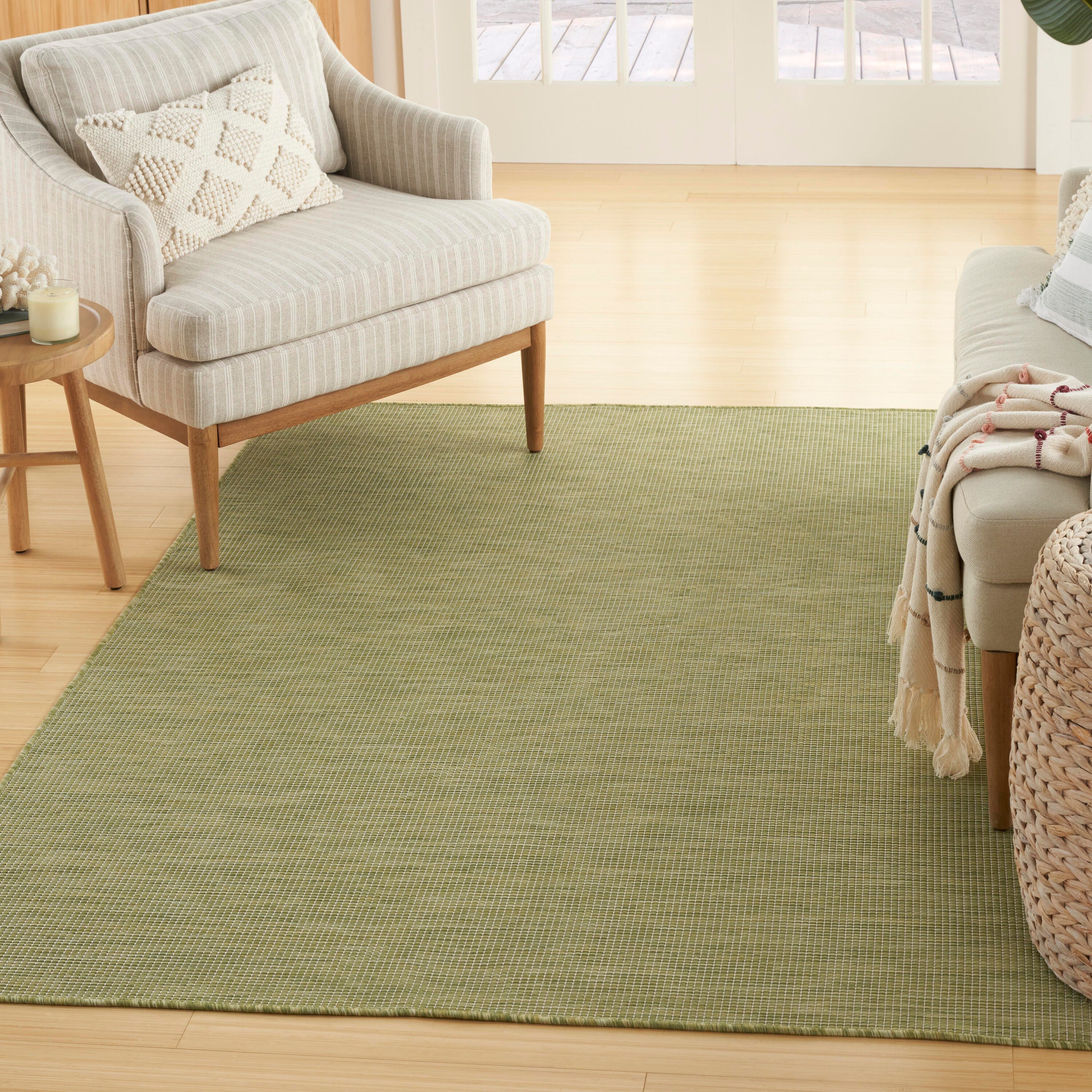 Nourison Home Patio Pop Indoor/Outdoor Solid 7' x 10' Area Rug, Green, rollover