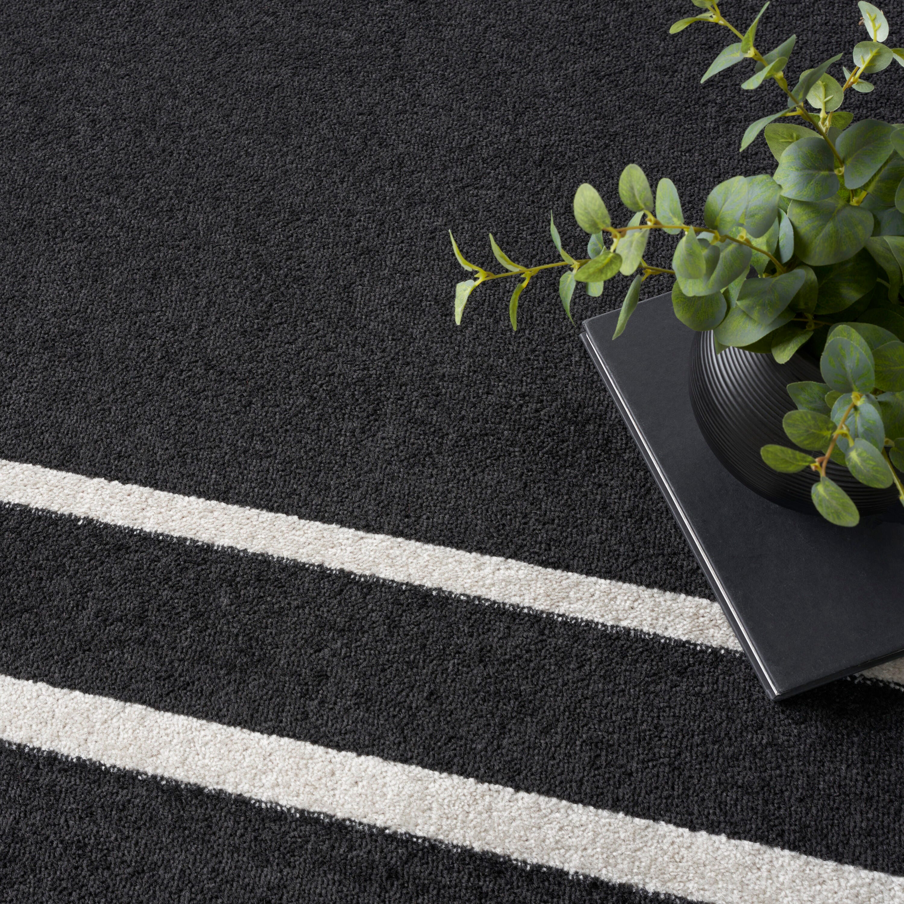 Nourison Home Outdoor Essentials 10' x 14'  Area Rug, Black/Ivory, large