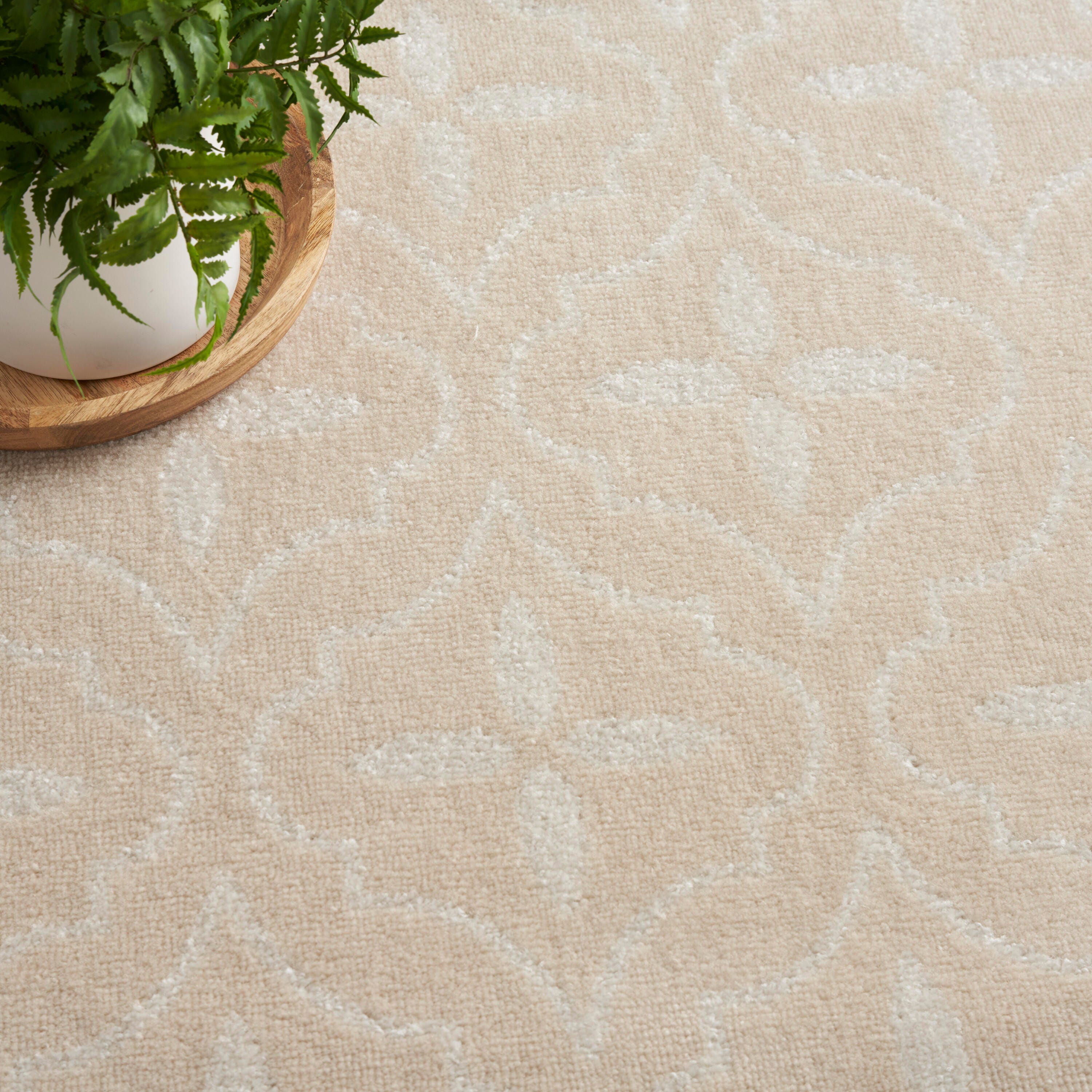 Nourison Home Outdoor Essentials 4' x 6' Area Rug, Ivory/Beige, large