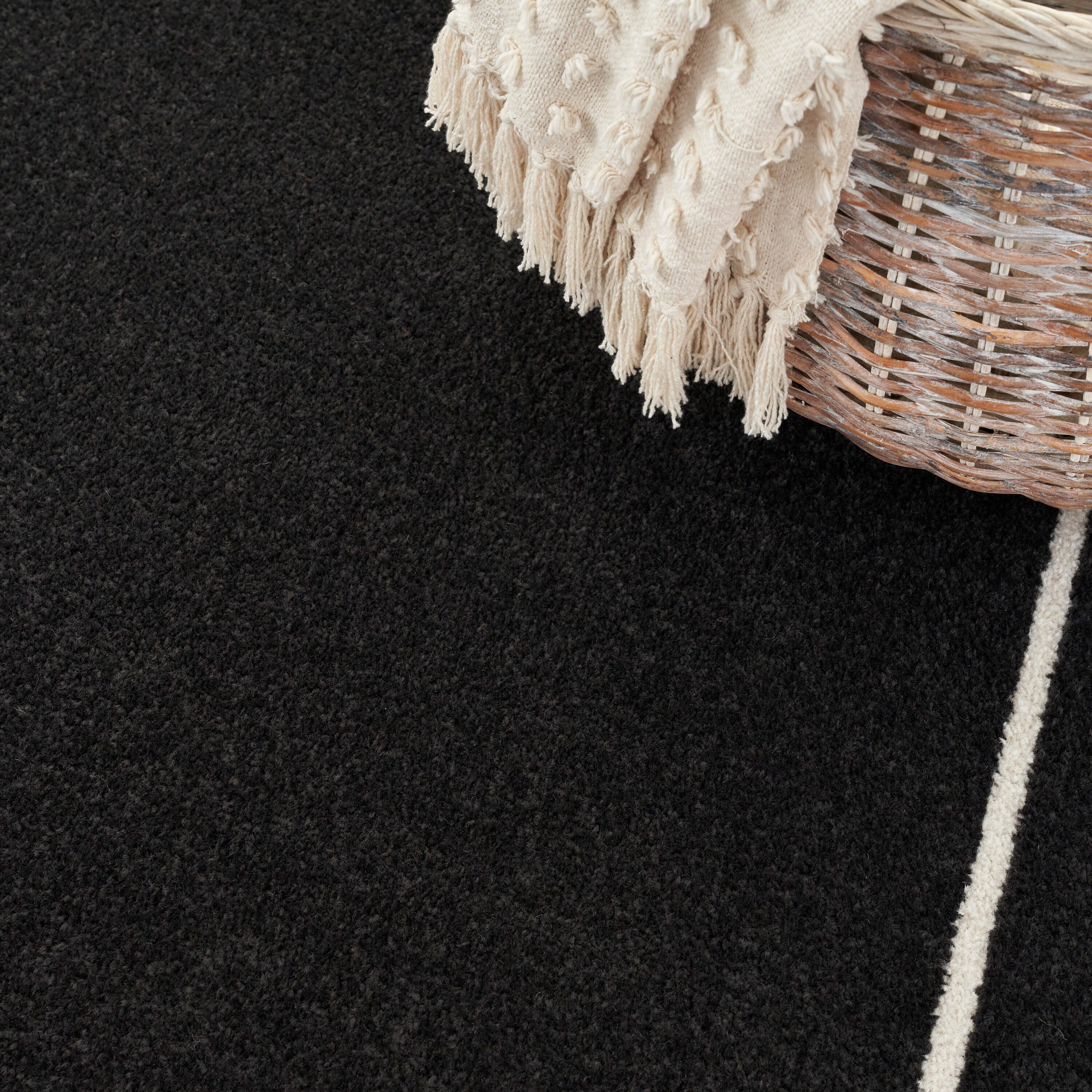 Nourison Home Outdoor Essentials 5' x 7' Area Rug, Black/Ivory, large