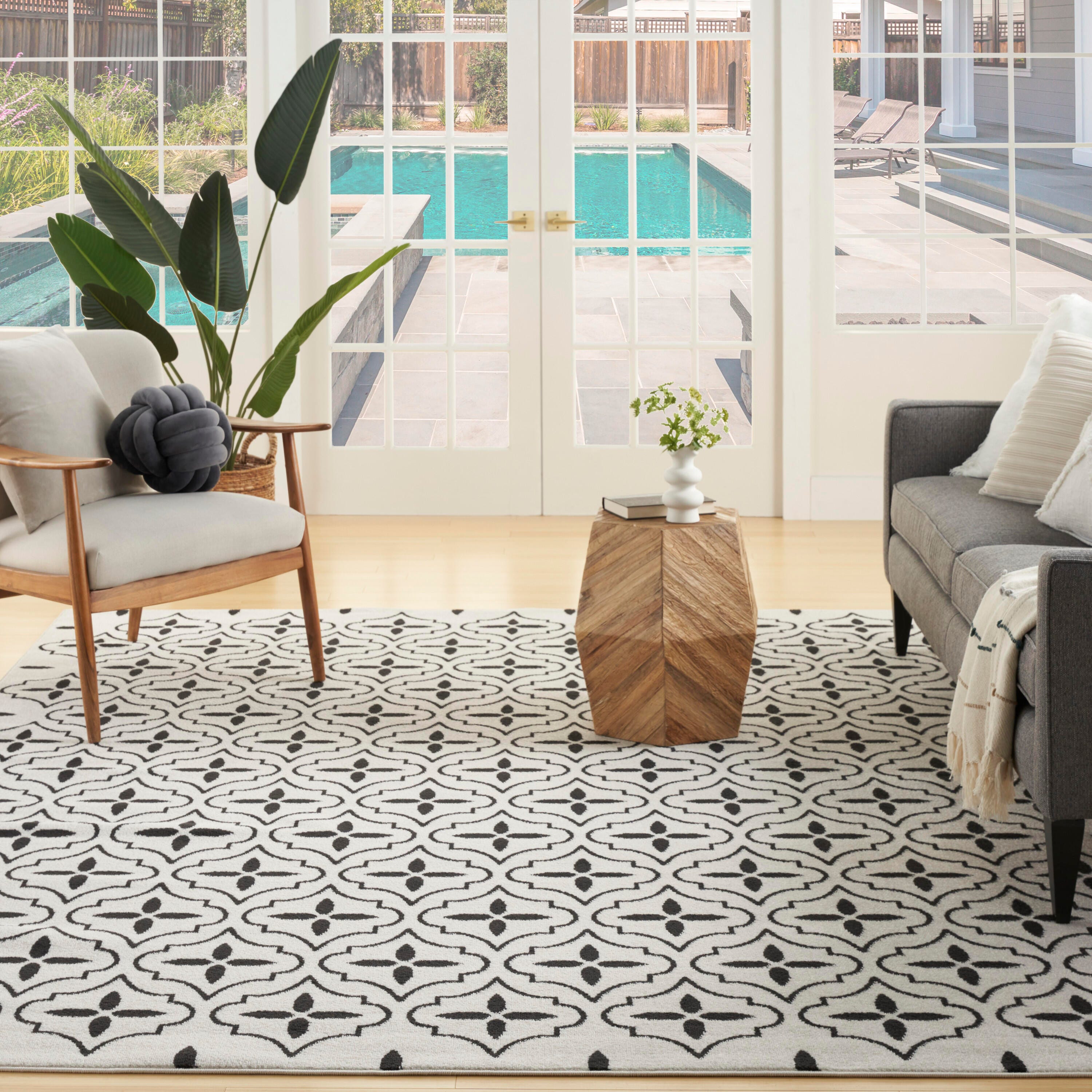 Nourison Home Outdoor Essentials 6' x 9' Area Rug, Ivory/Black, large