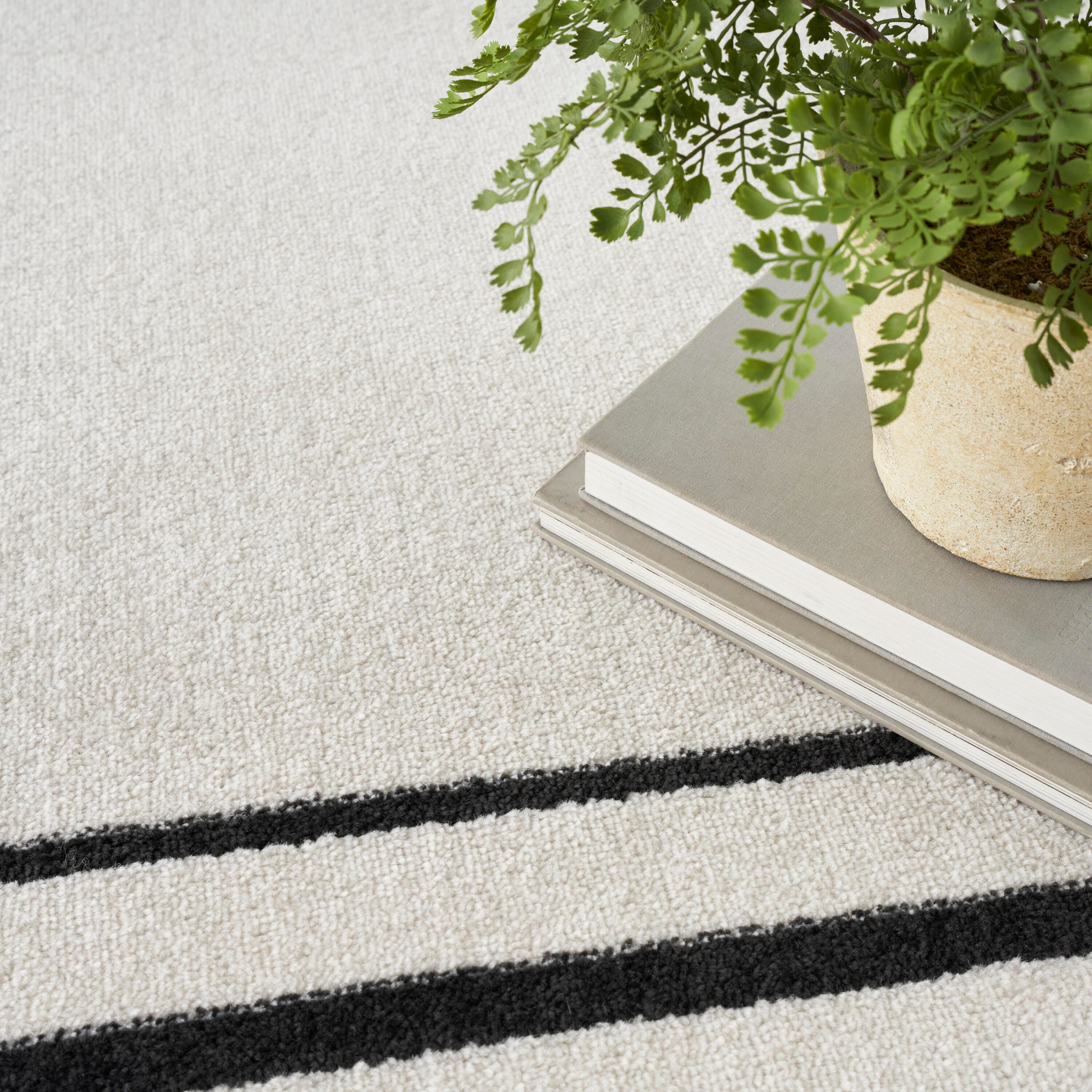 Nourison Home Outdoor Essentials 6' x 9' Area Rug, Ivory/Black, large