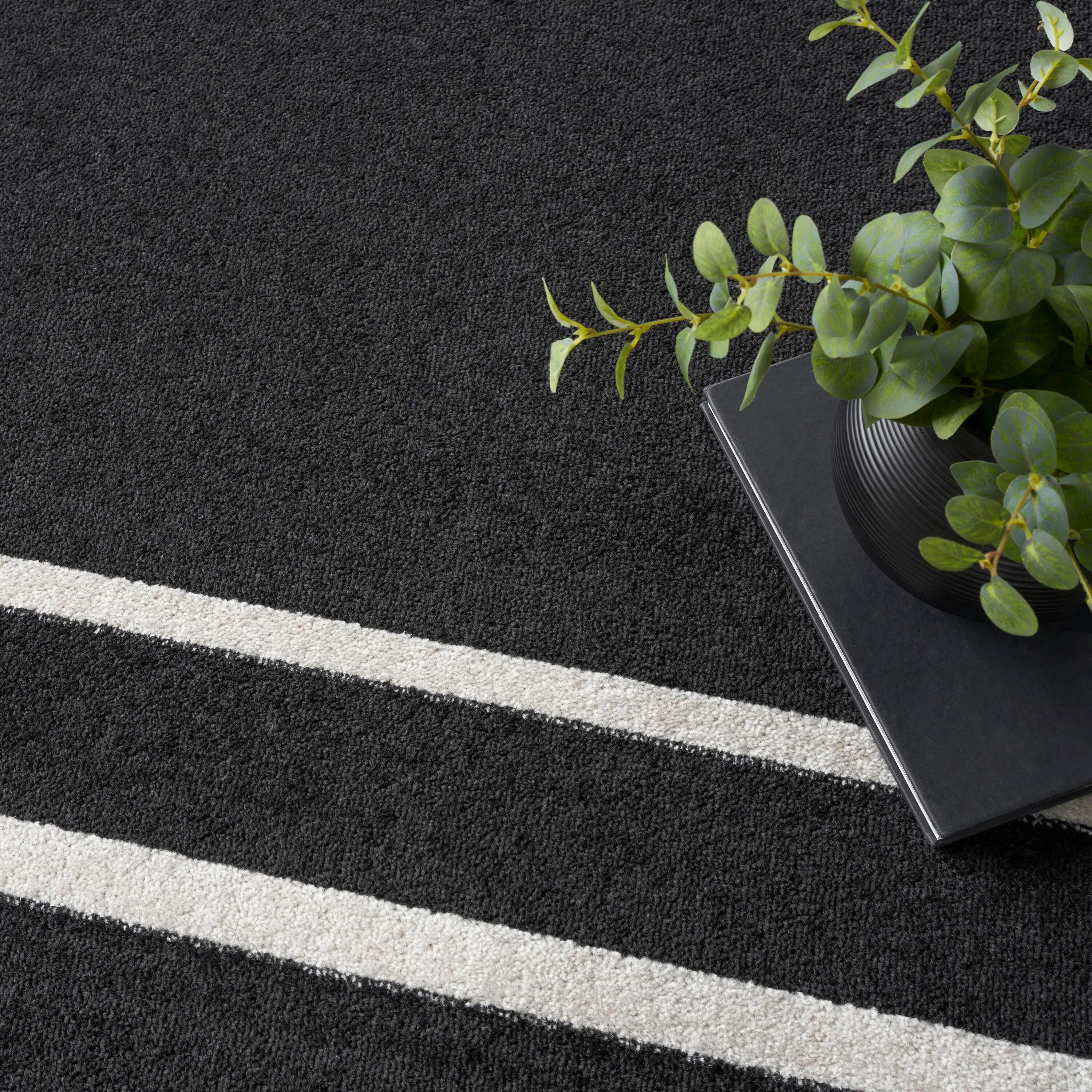 Nourison Home Outdoor Essentials 8' x 10' Area Rug, Black/Ivory, large
