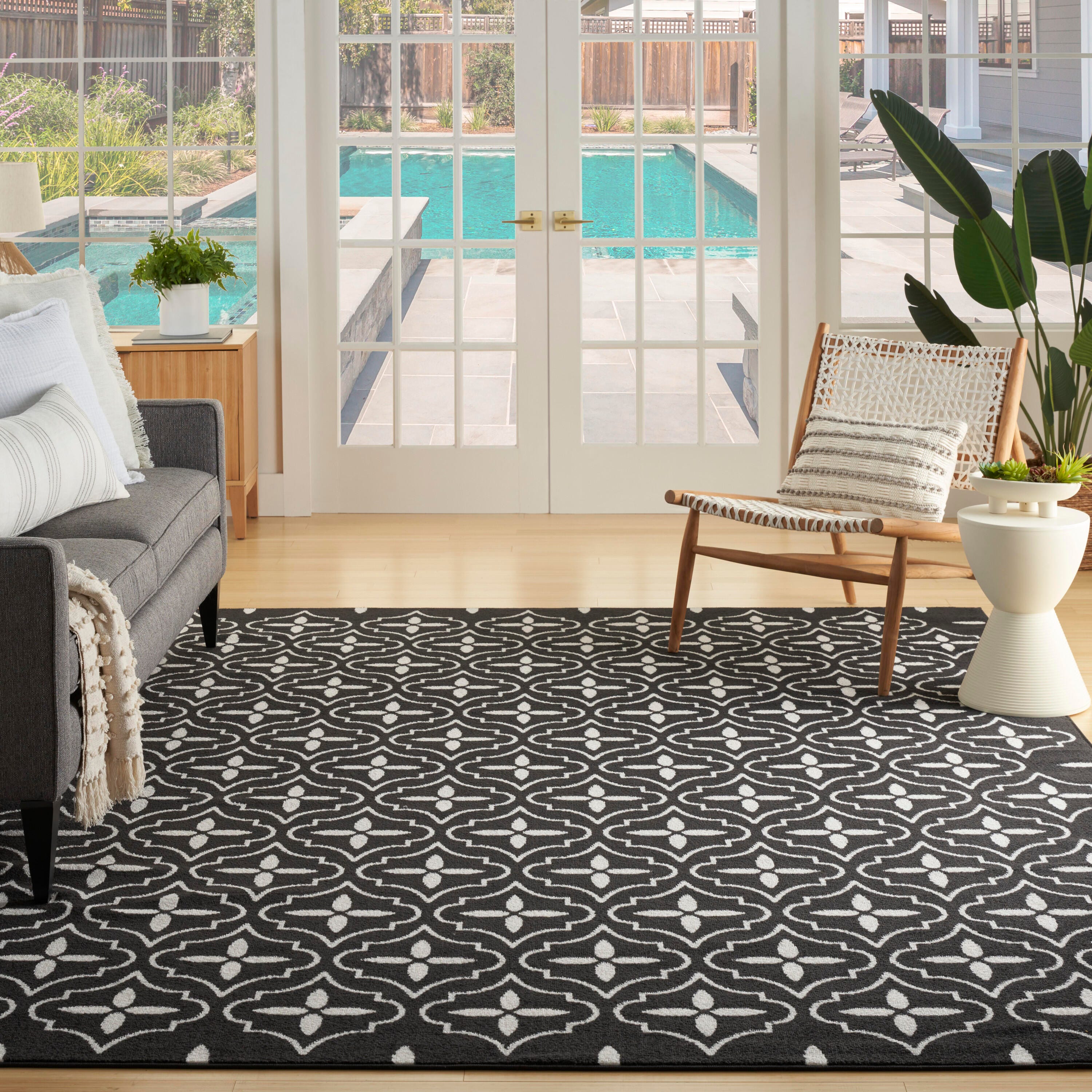 Nourison Home Outdoor Essentials 8' x 10' Area Rug, Black/Ivory, large