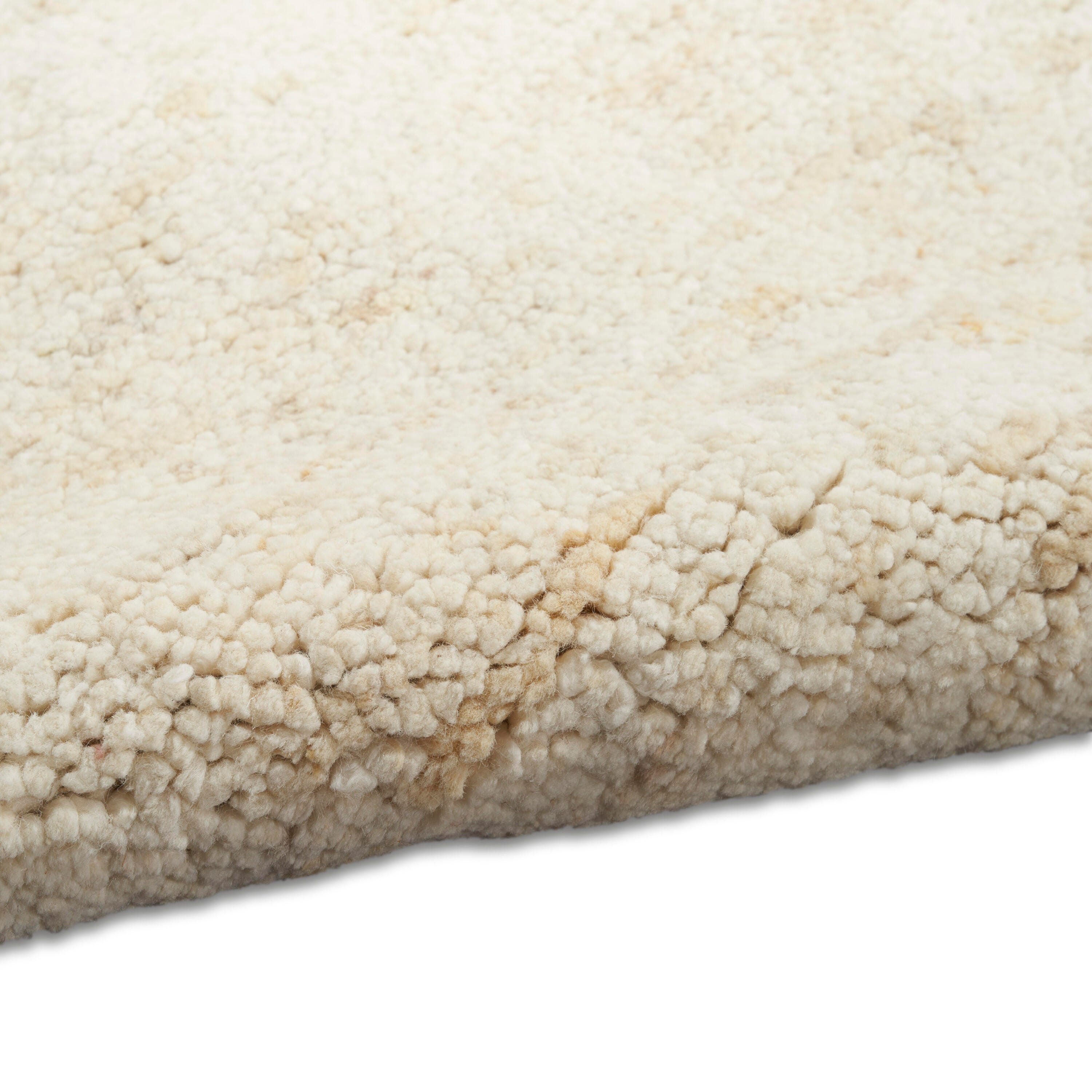 Calvin Klein Billows 5'3" x 7'3" Area Rug, Ivory/Beige, large