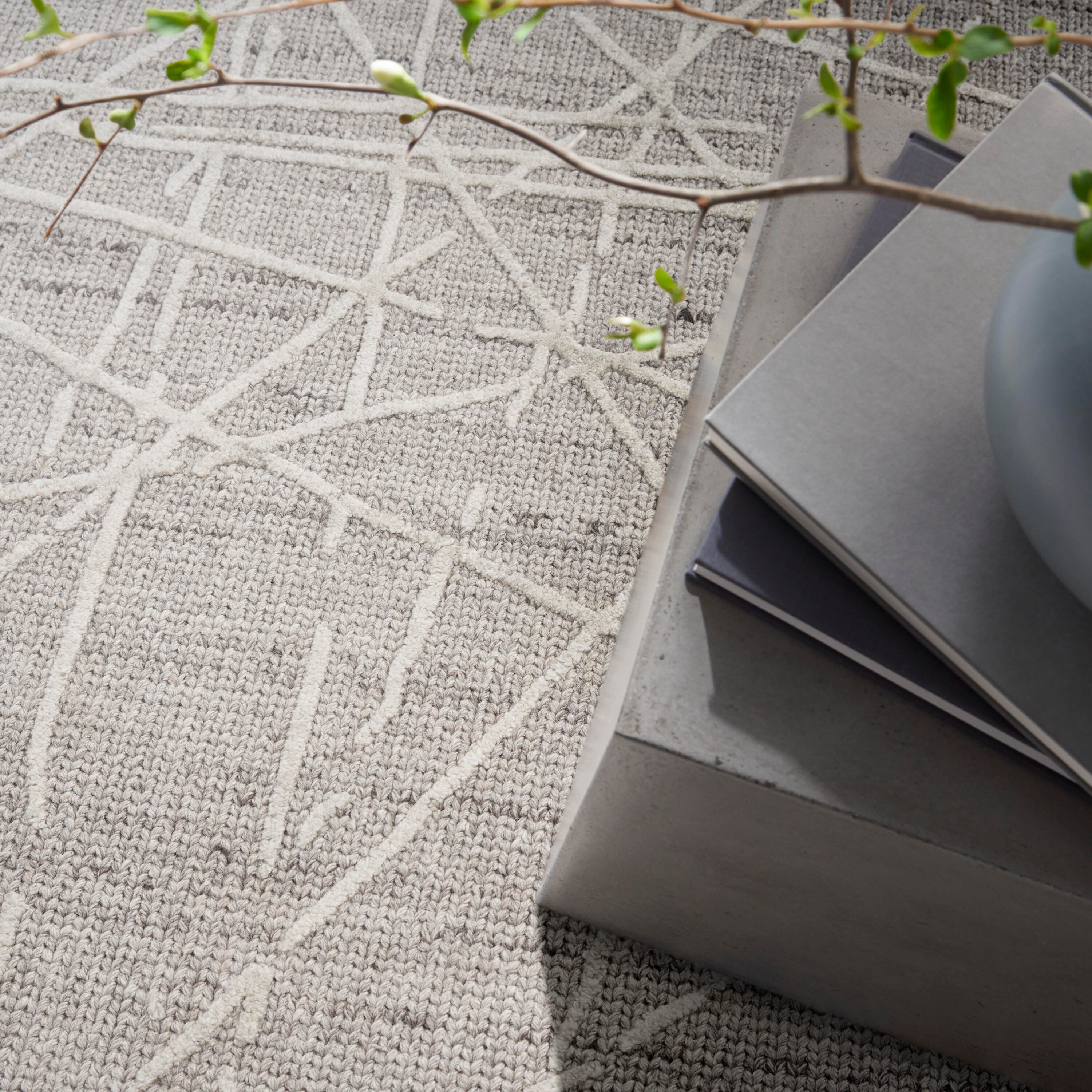 Calvin Klein Wander 2' x 3' Area Rug, Gray, large