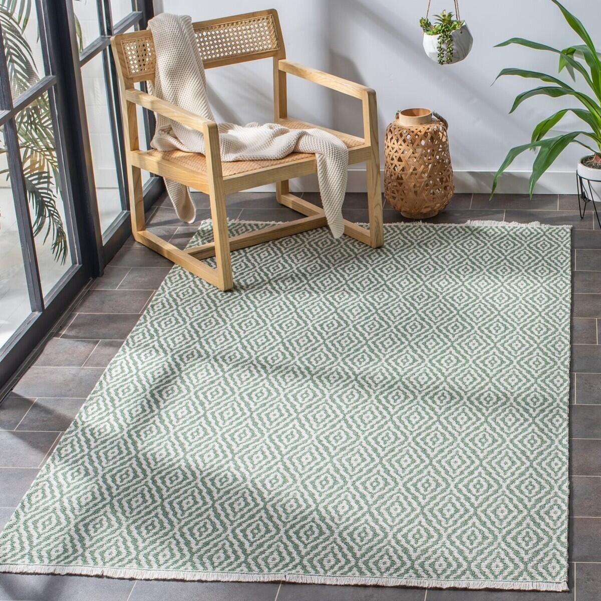 Safavieh Augustine Chevron 8' x 10' Area Rug, Green/Ivory, rollover