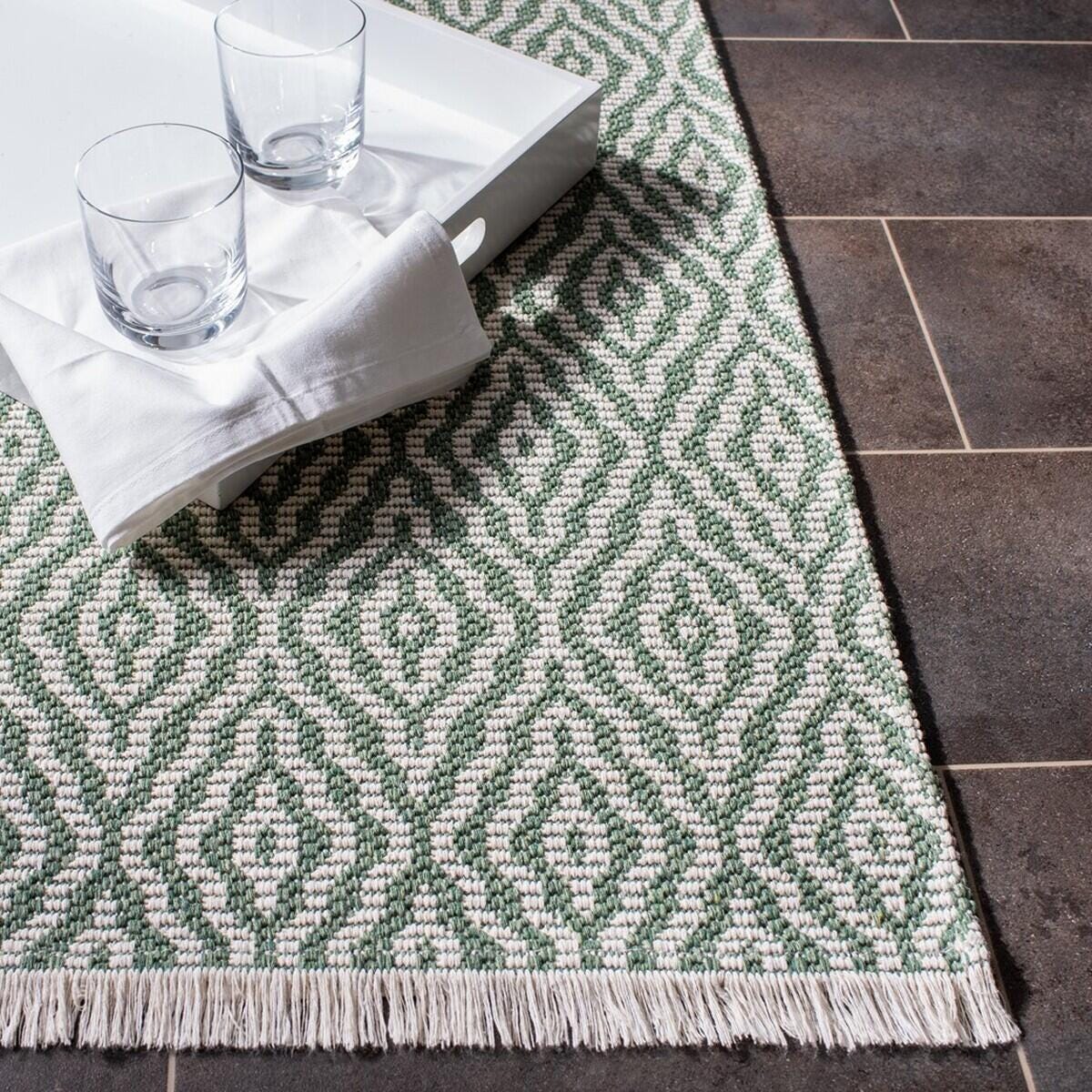 Safavieh Augustine Chevron 4'5" x 6'5" Area Rug, Green/Ivory, large