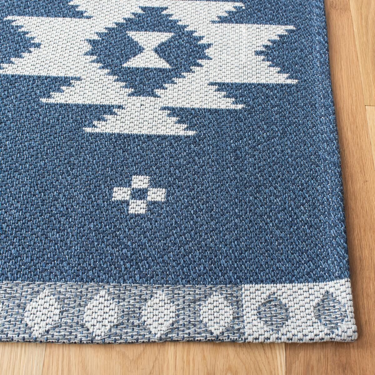Safavieh Augustine Southwestern 2'10" x 5' Area Rug, Navy/Creme, large