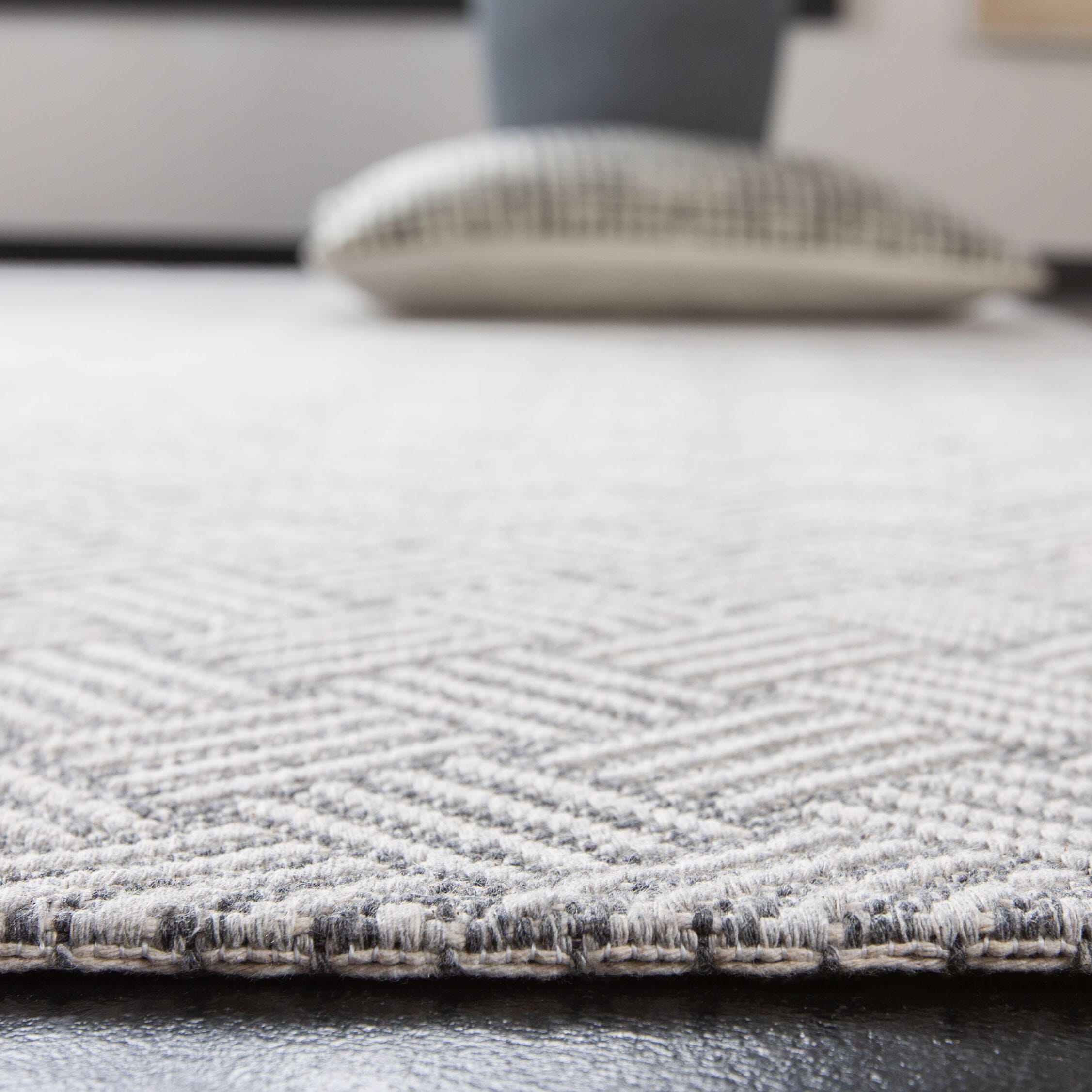 Safavieh Augustine Striped 5' x 7' Area Rug, Black/Light Gray, large