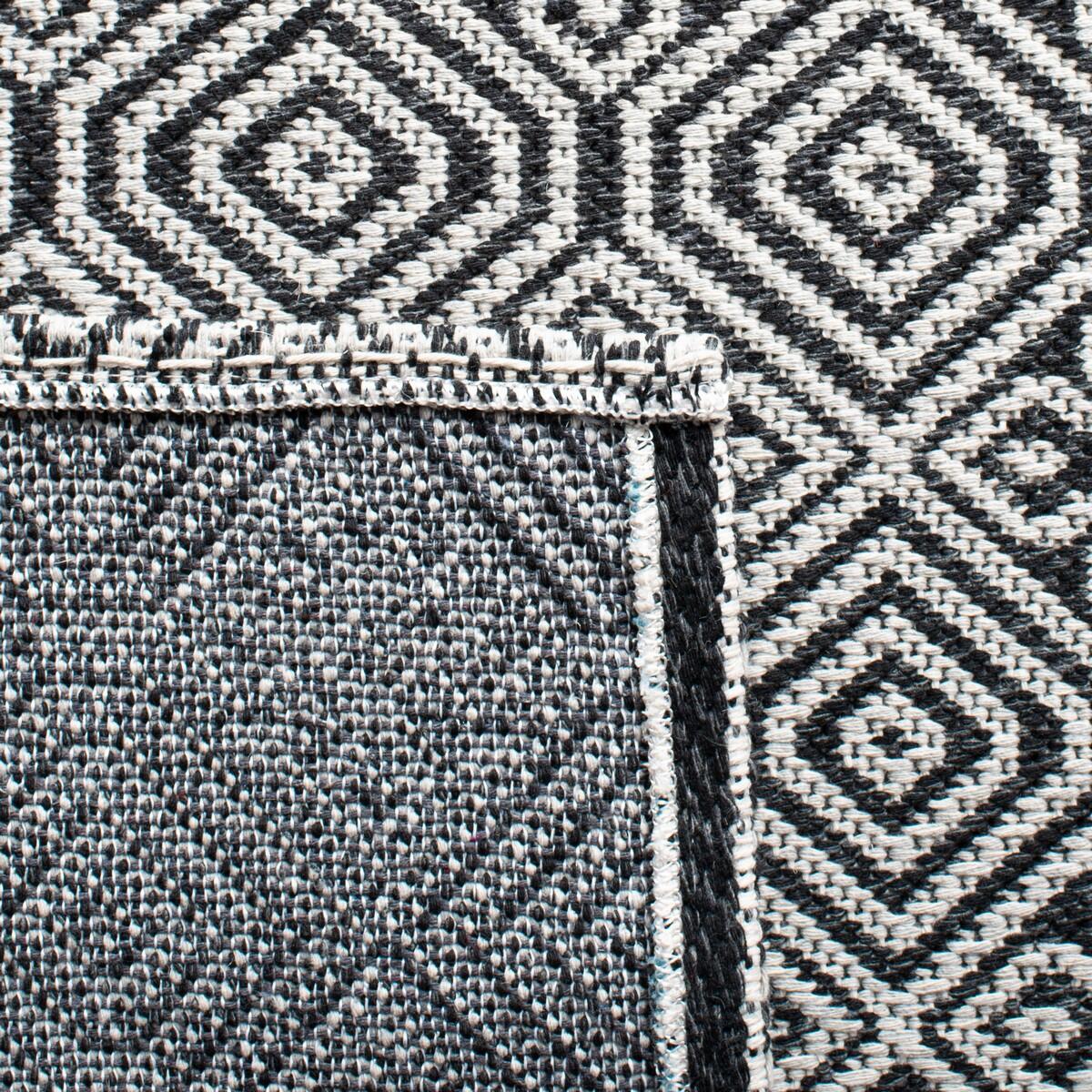 Safavieh Augustine Tulum 2'10" x 5' Area Rug, Black/Light Gray, large