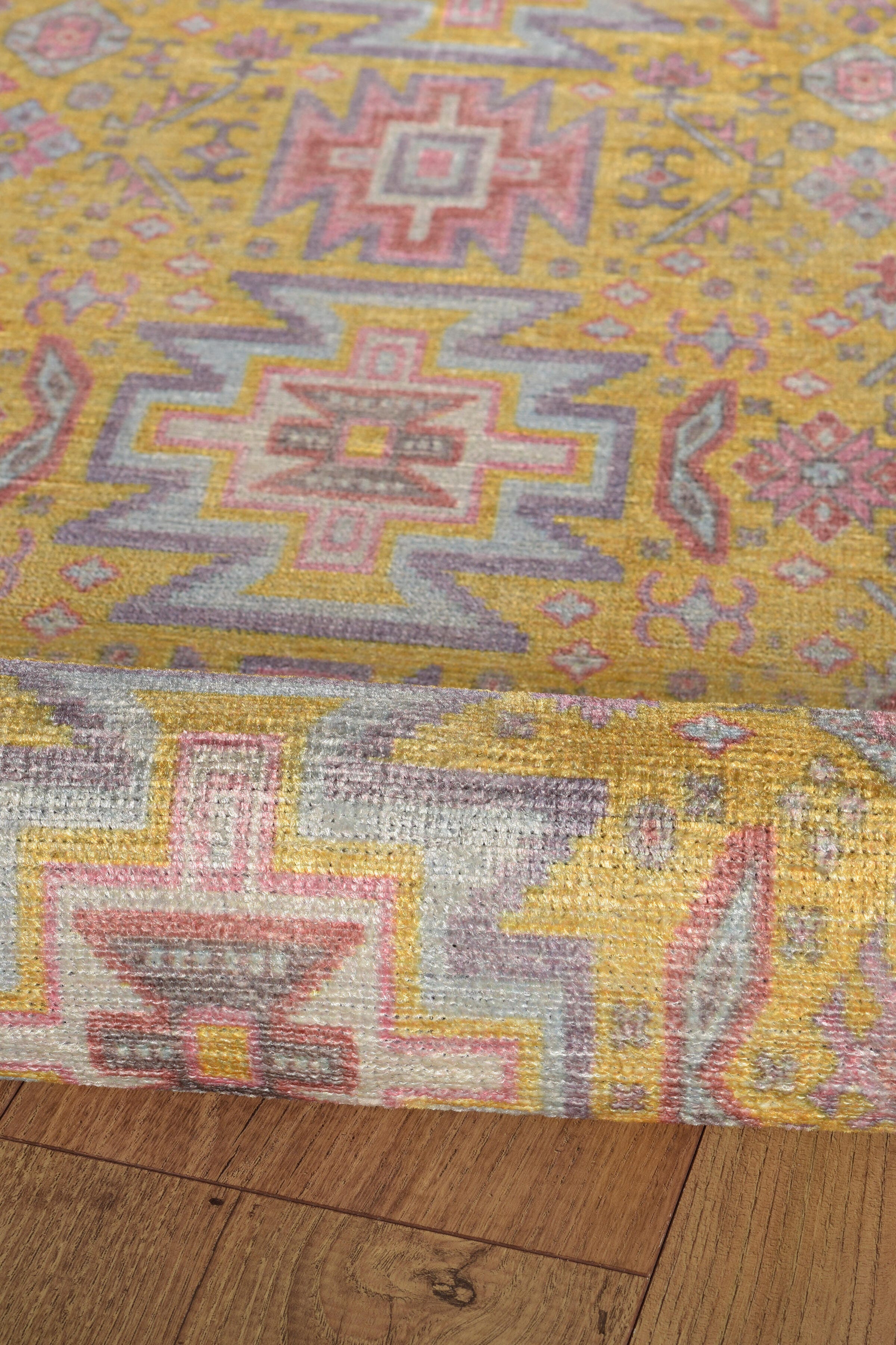 Linon Lana Sivas 2' X 3' Accent Rug, Yellow, large
