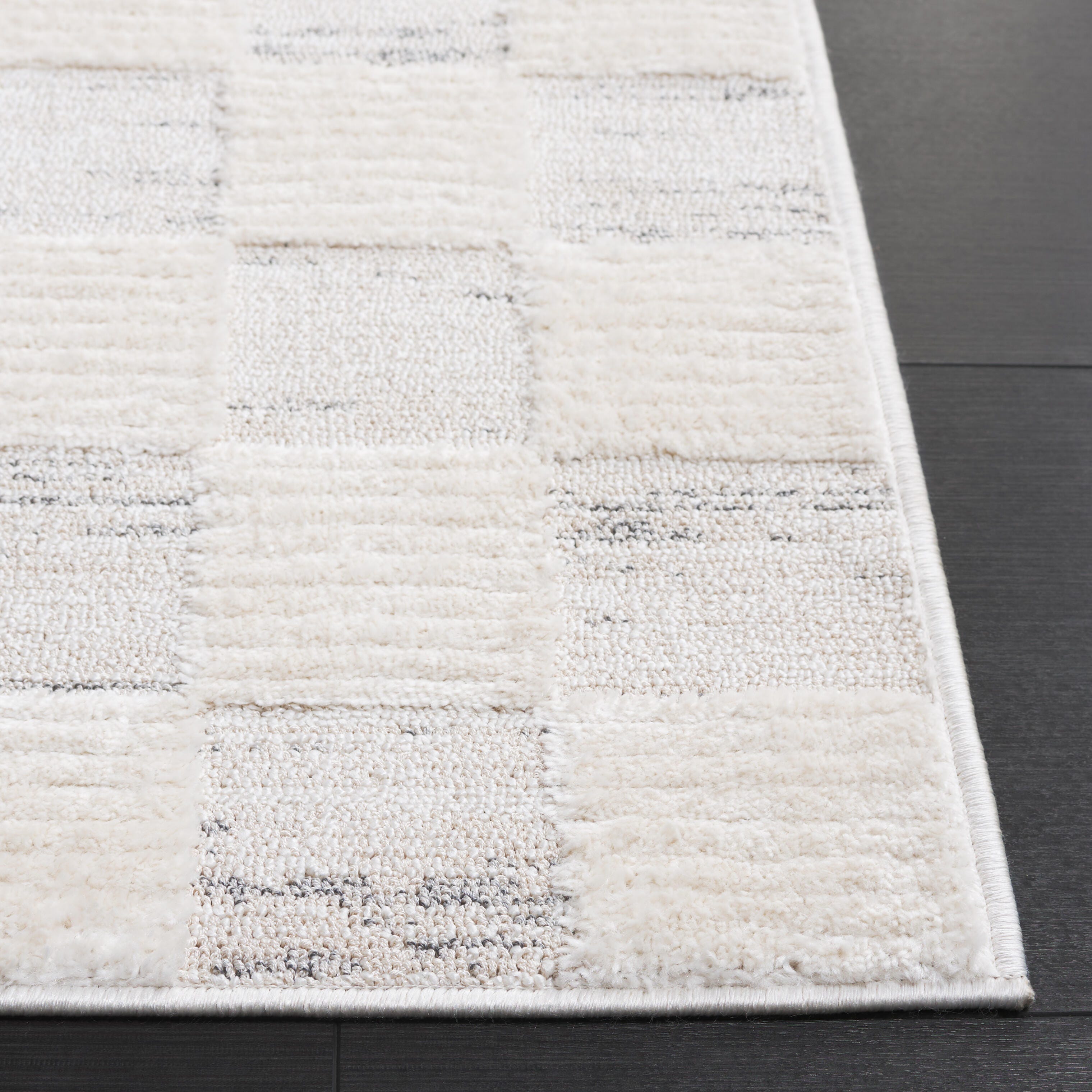Safavieh Elmhurst 2' 2" x 8' Runner Rug, Ivory/Gray, large