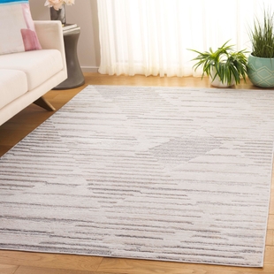 Safavieh Elmhurst 4' x 6' Area Rug, Ivory/Gray, rollover