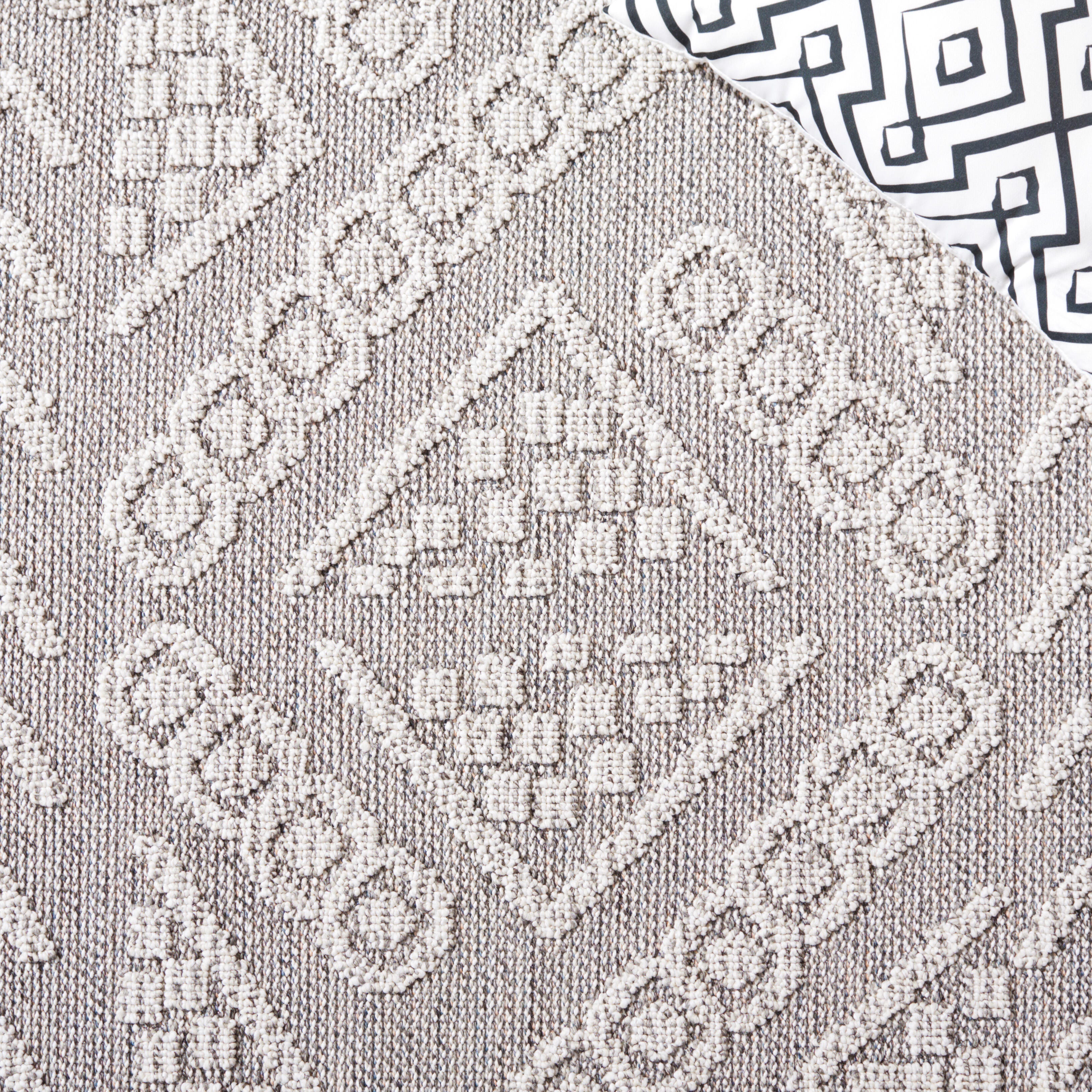 Safavieh Global 2' 2" x 8' Runner Rug, Gray/Ivory, large
