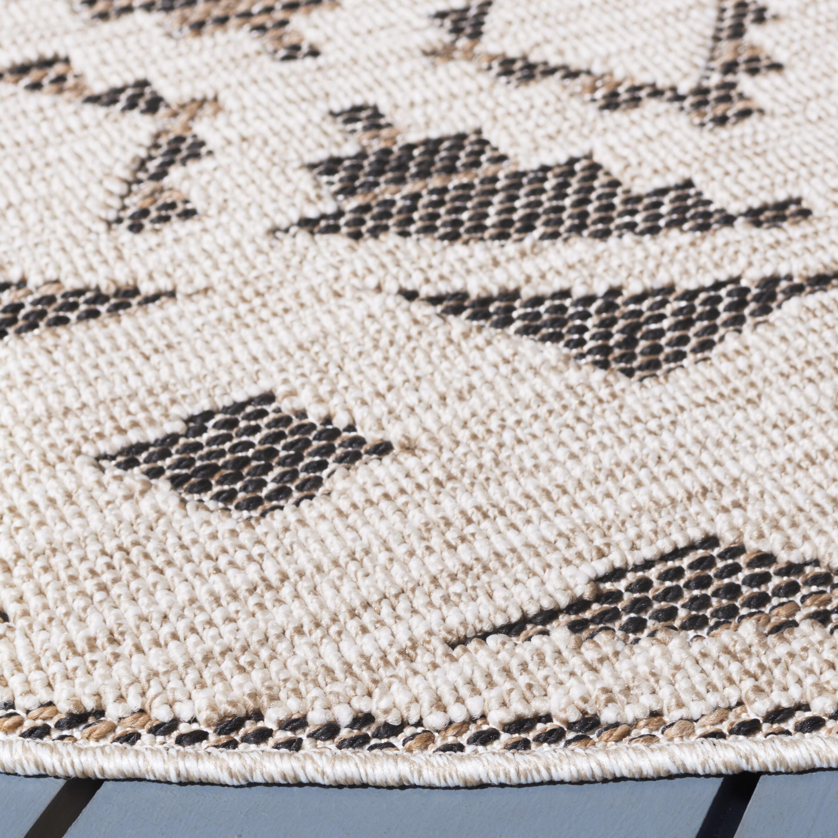 Safavieh Global 6' 7" x 6' 7" Round Area Rug, Beige/Dark Beige, large