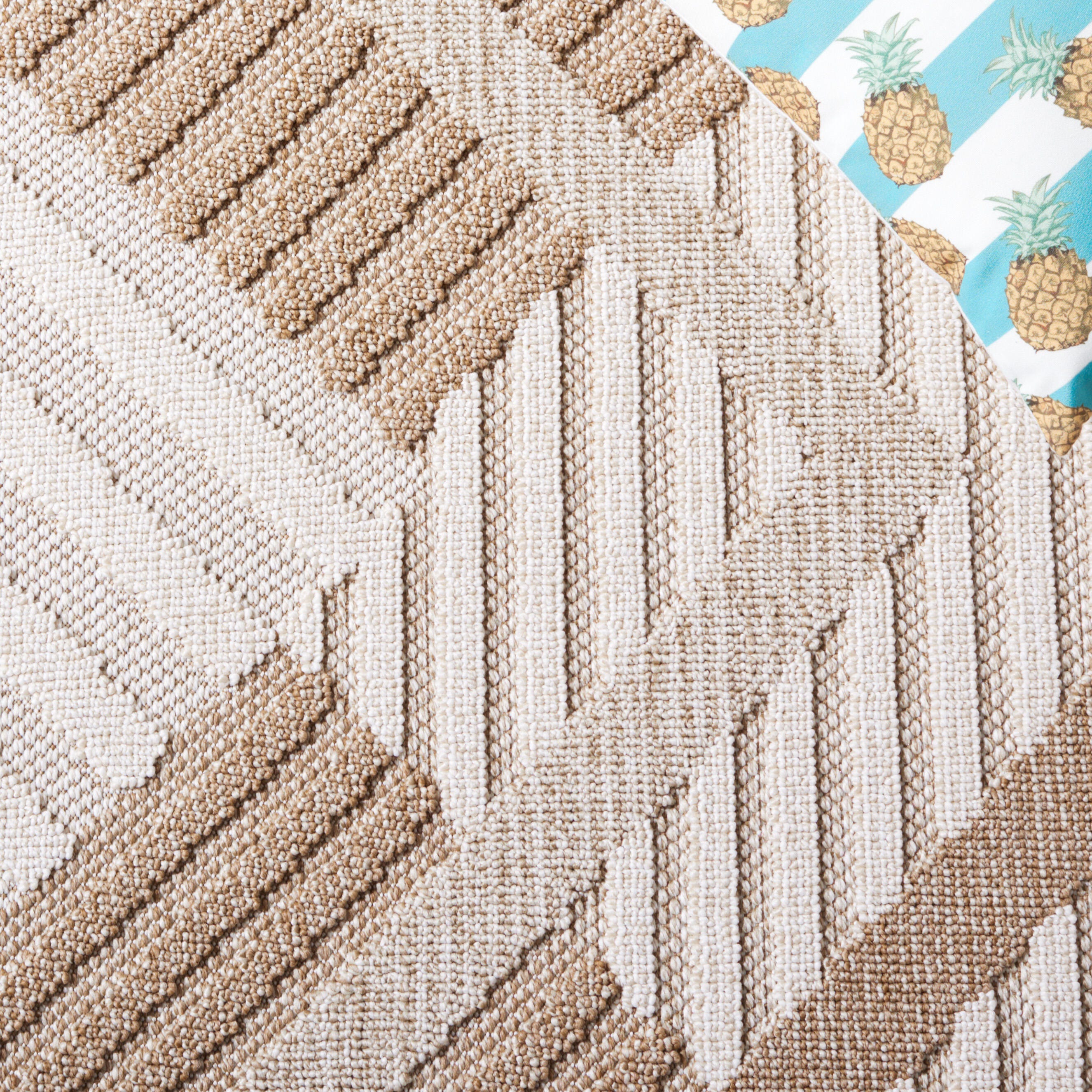 Safavieh Global 2' 2" x 4' Area Rug, Beige/Light Beige, large