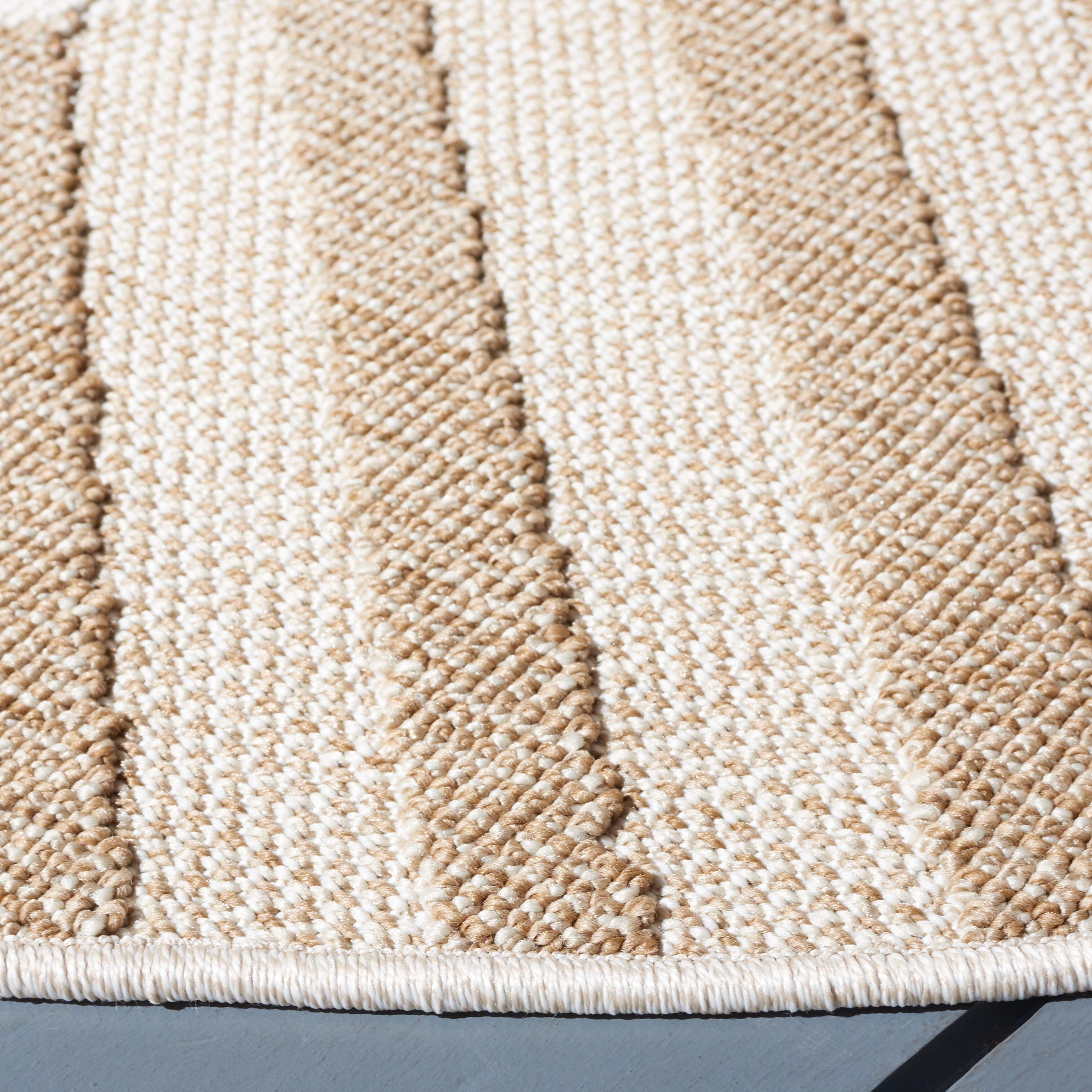 Safavieh Global 8' x 8' Round Area Rug, Beige/Light Beige, large