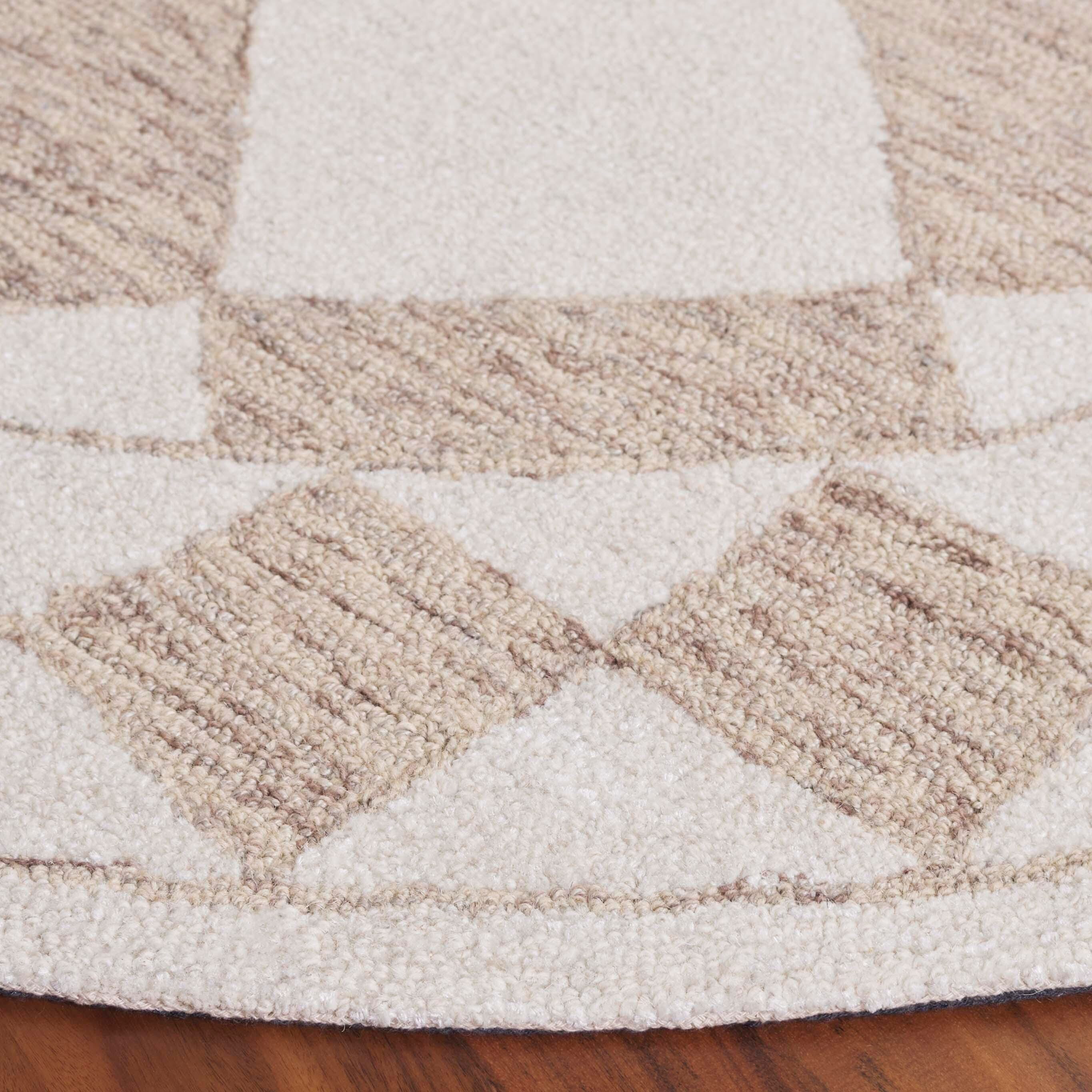 Safavieh Ebony 6' x 6' Round Area Rug, Light Brown/Ivory, large