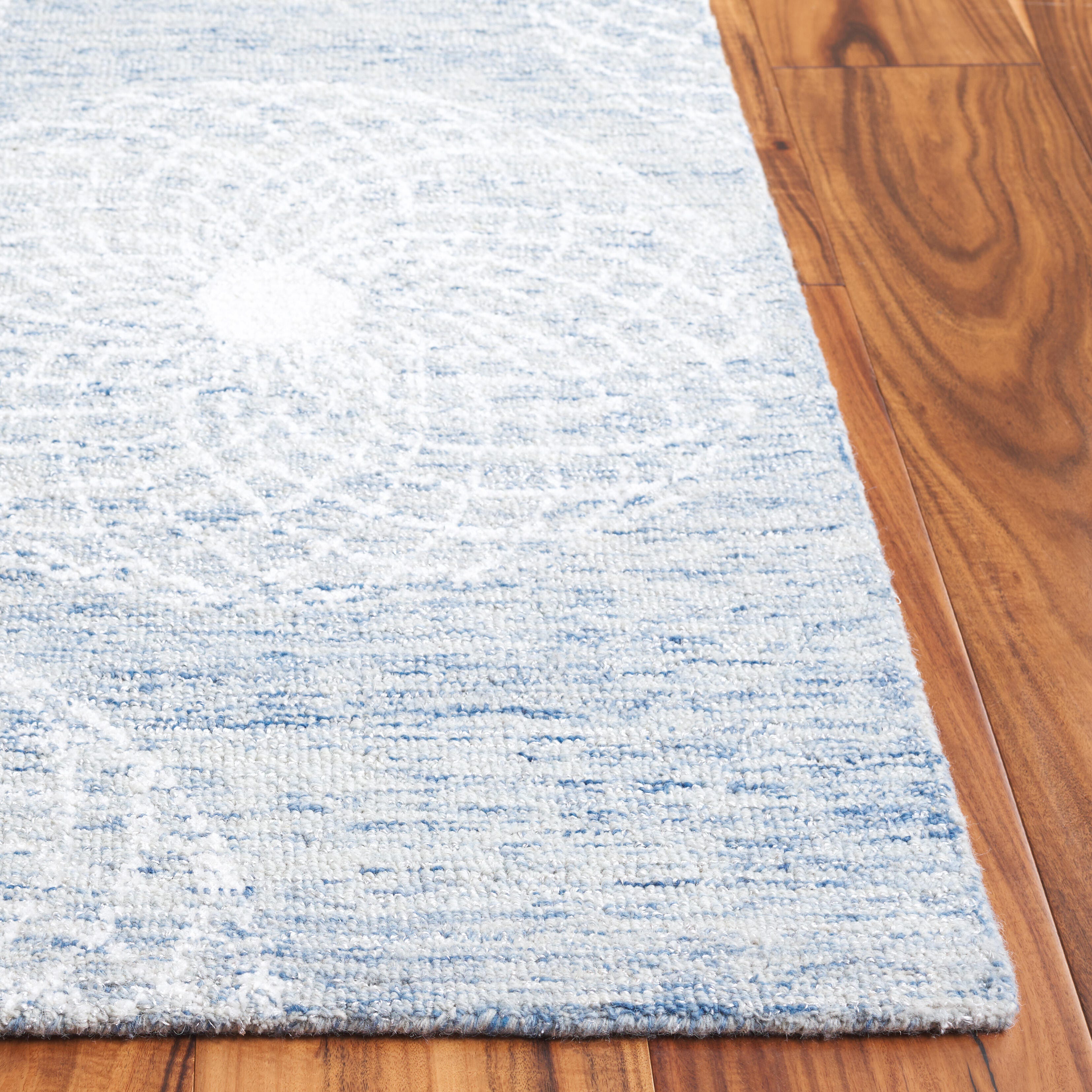 Safavieh Ebony 4' x 6' Area Rug, Blue/Ivory, large
