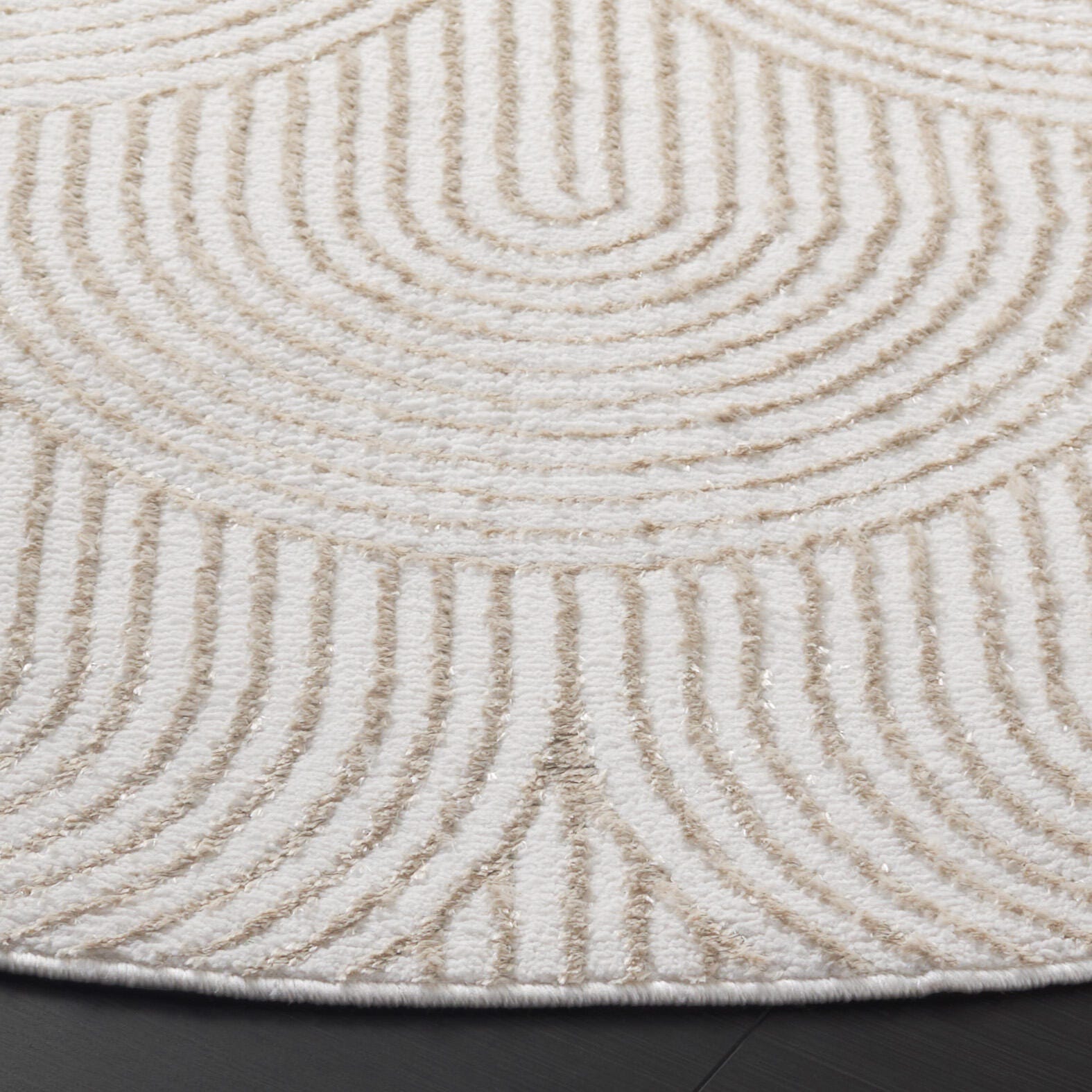 Safavieh Maya 2' x 8' Runner Rug, Ivory/Beige, large