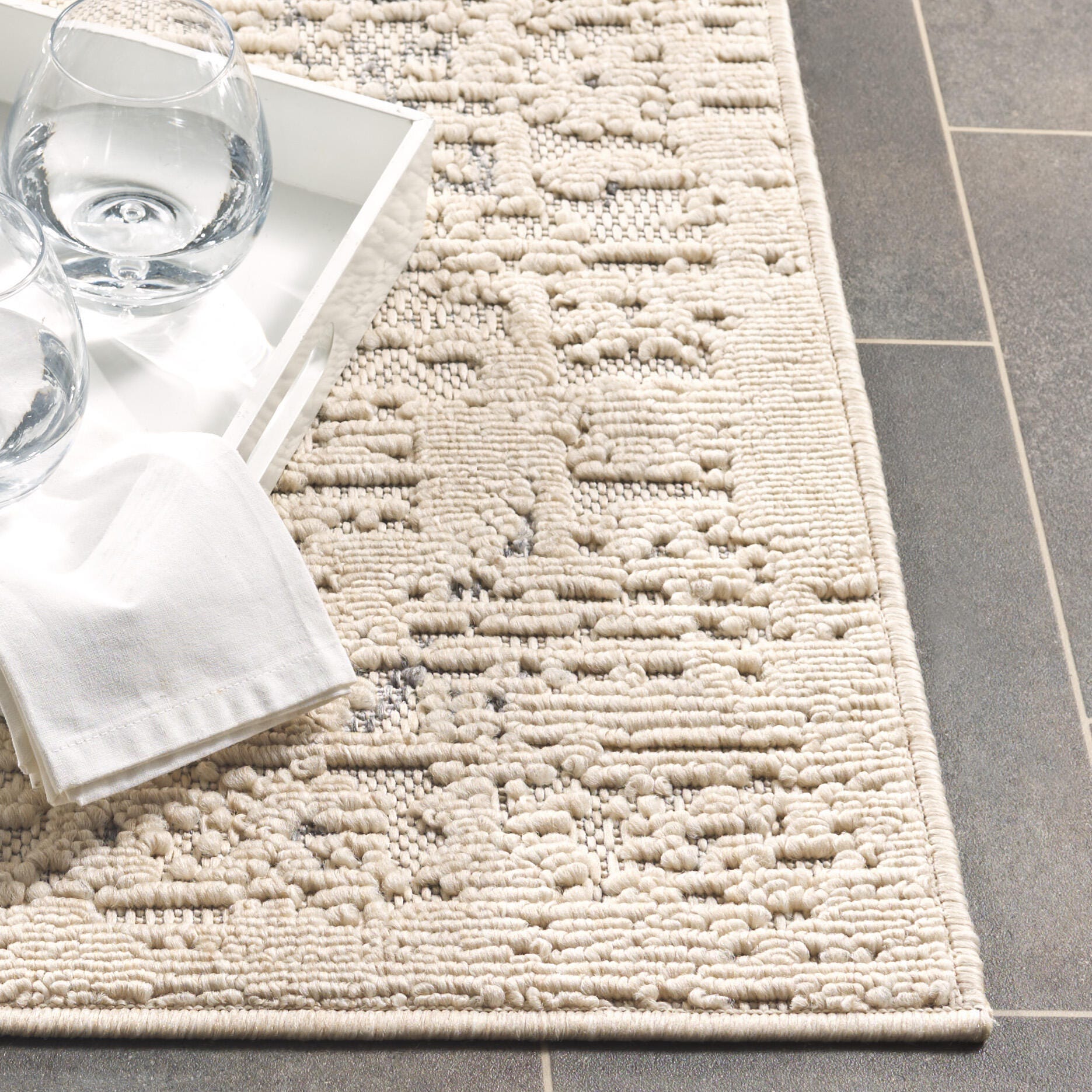 Safavieh Milos 5' x 7' Area Rug, Ivory/Gray, large