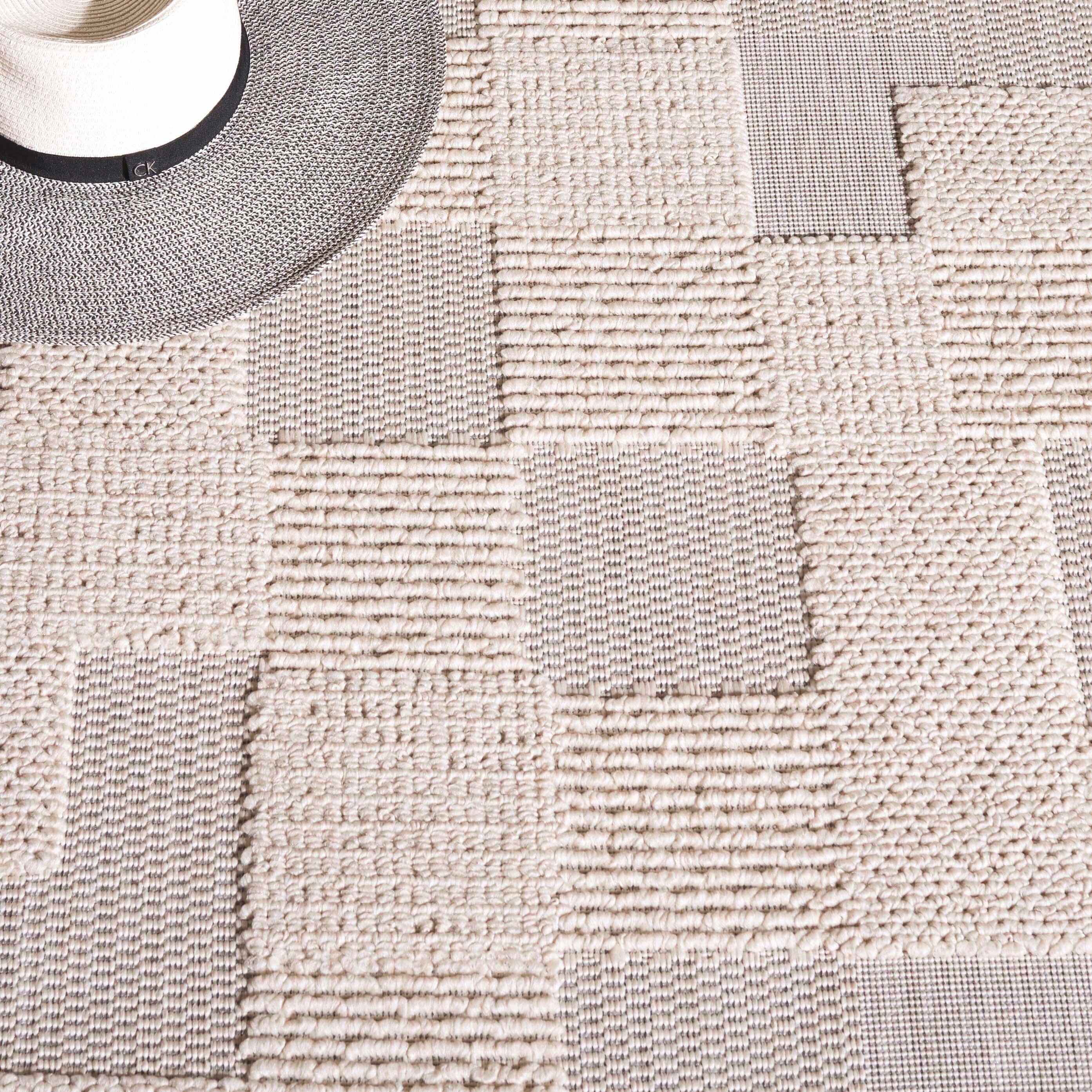 Safavieh Milos 5' 3" x 7' 6" Area Rug, Beige, large