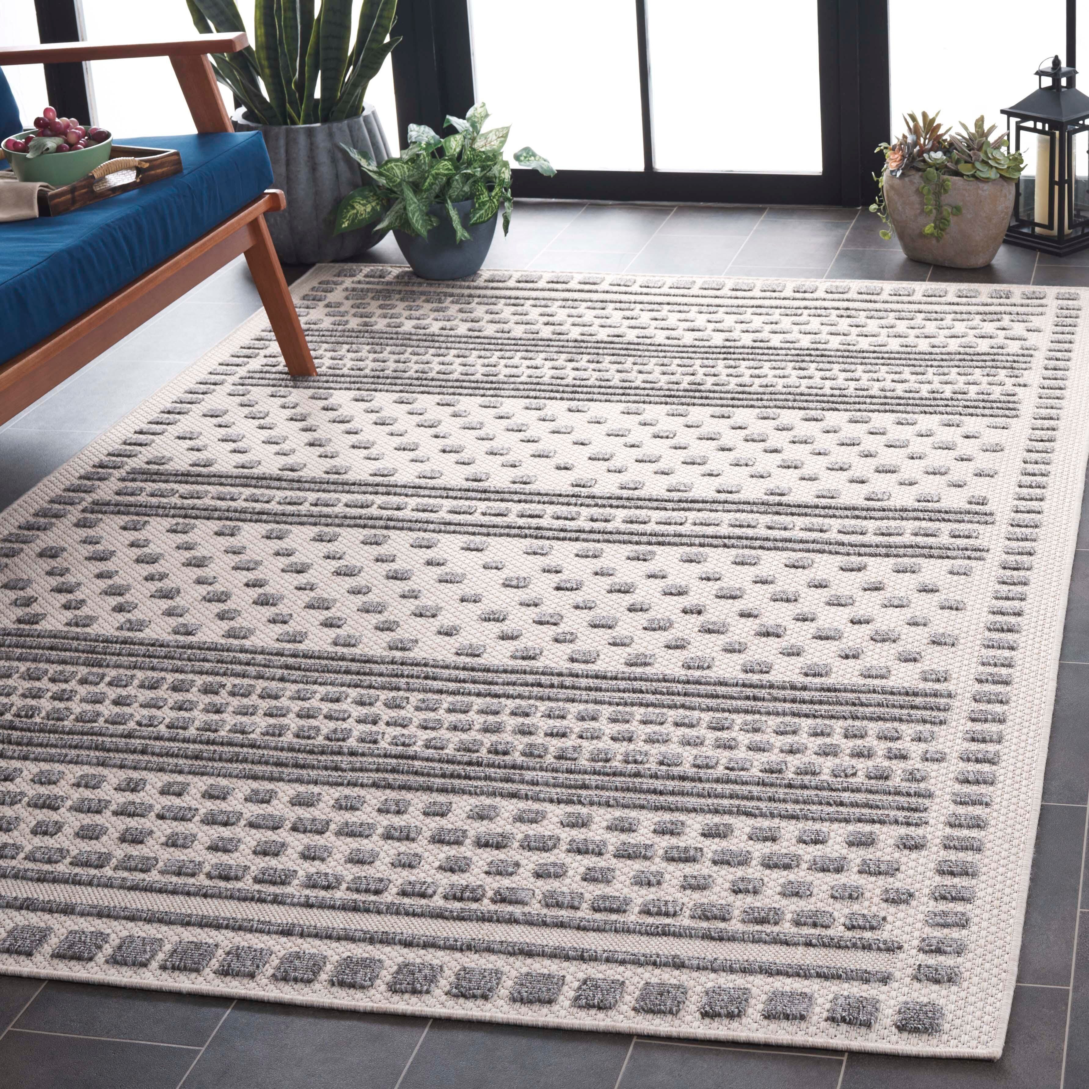 Safavieh Milos 5' 3" x 7' 6" Area Rug, Beige/Gray, large
