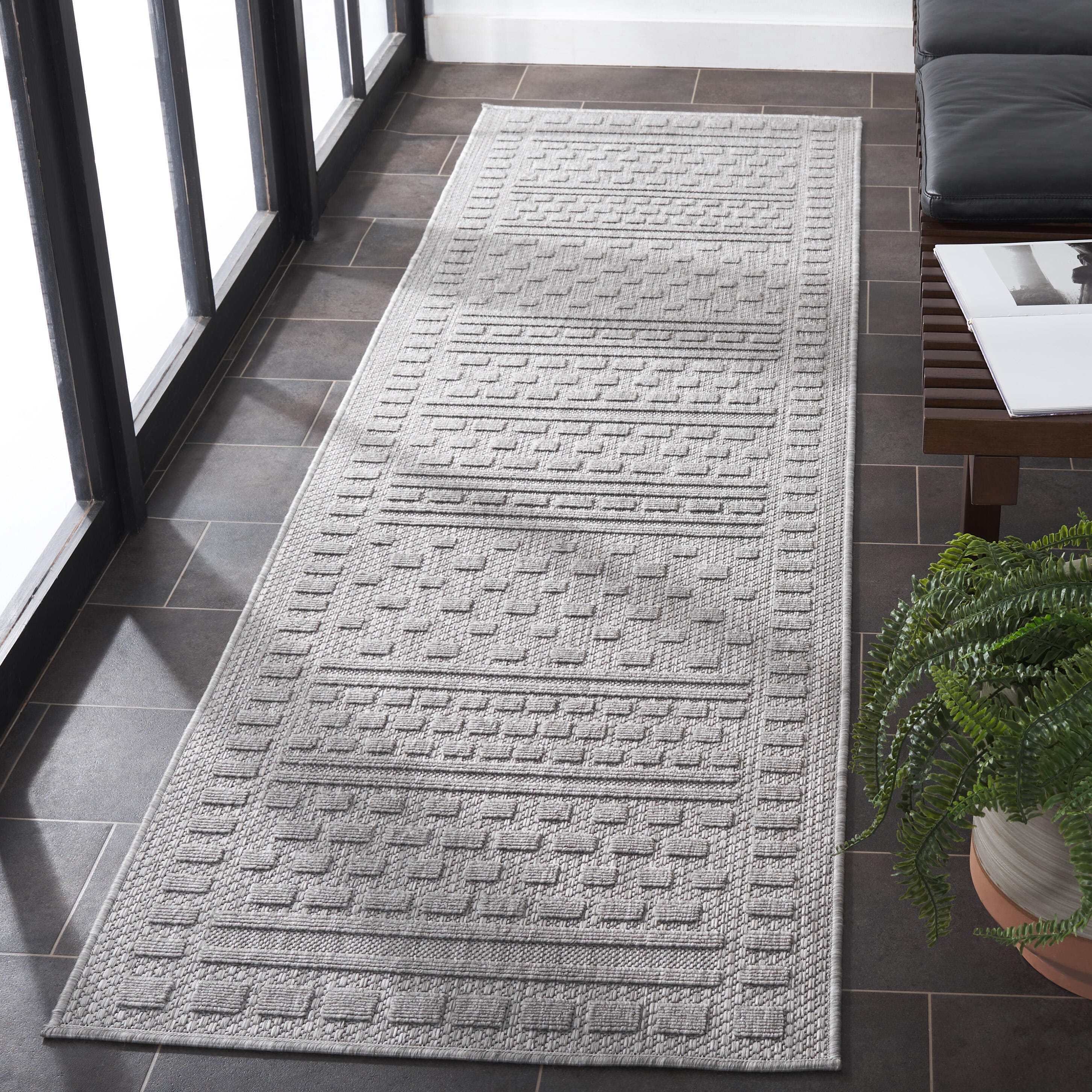Safavieh Milos 2' 3" x 8' Runner Rug, Gray, large