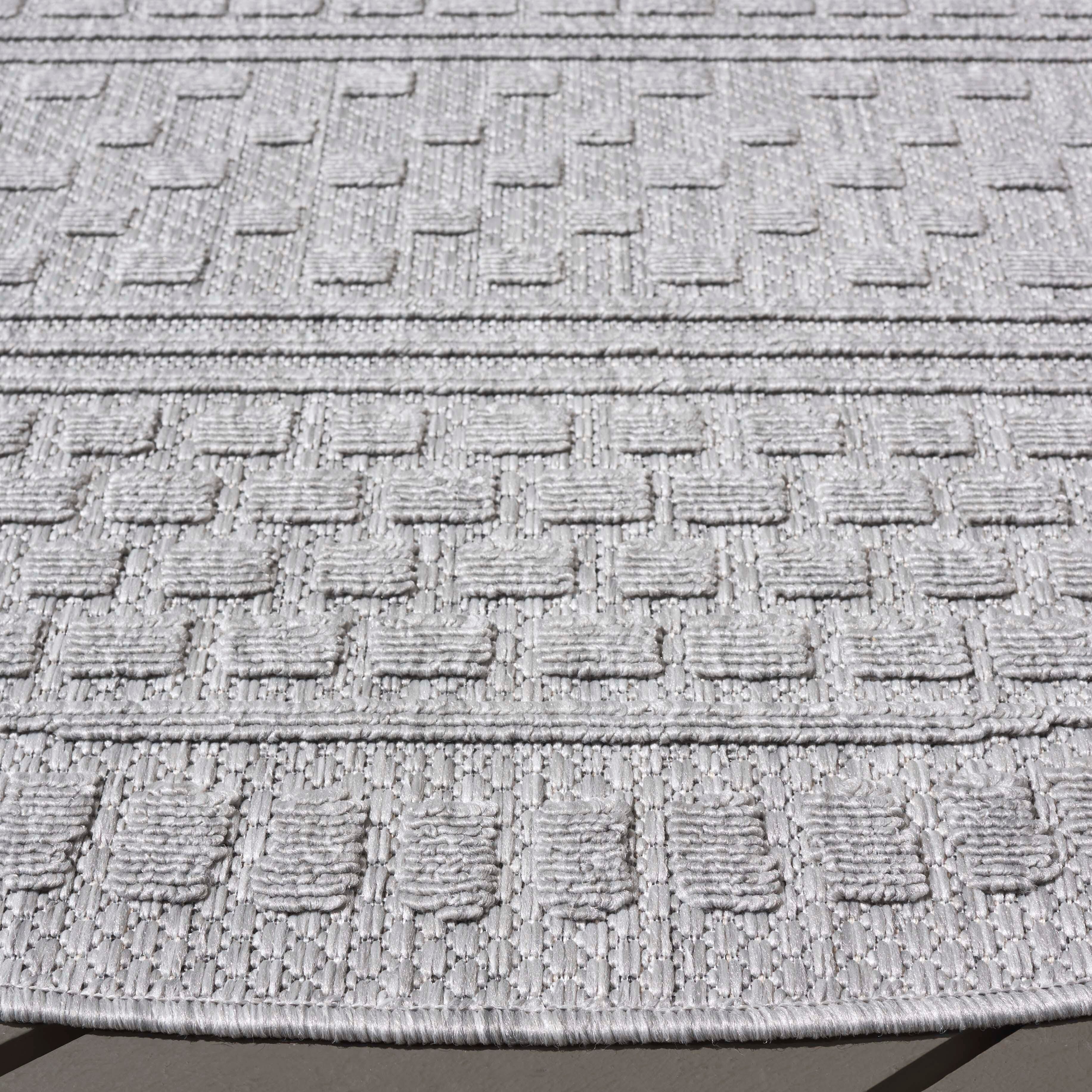Safavieh Milos 6' 7" x 6' 7" Round Area Rug, Gray, large