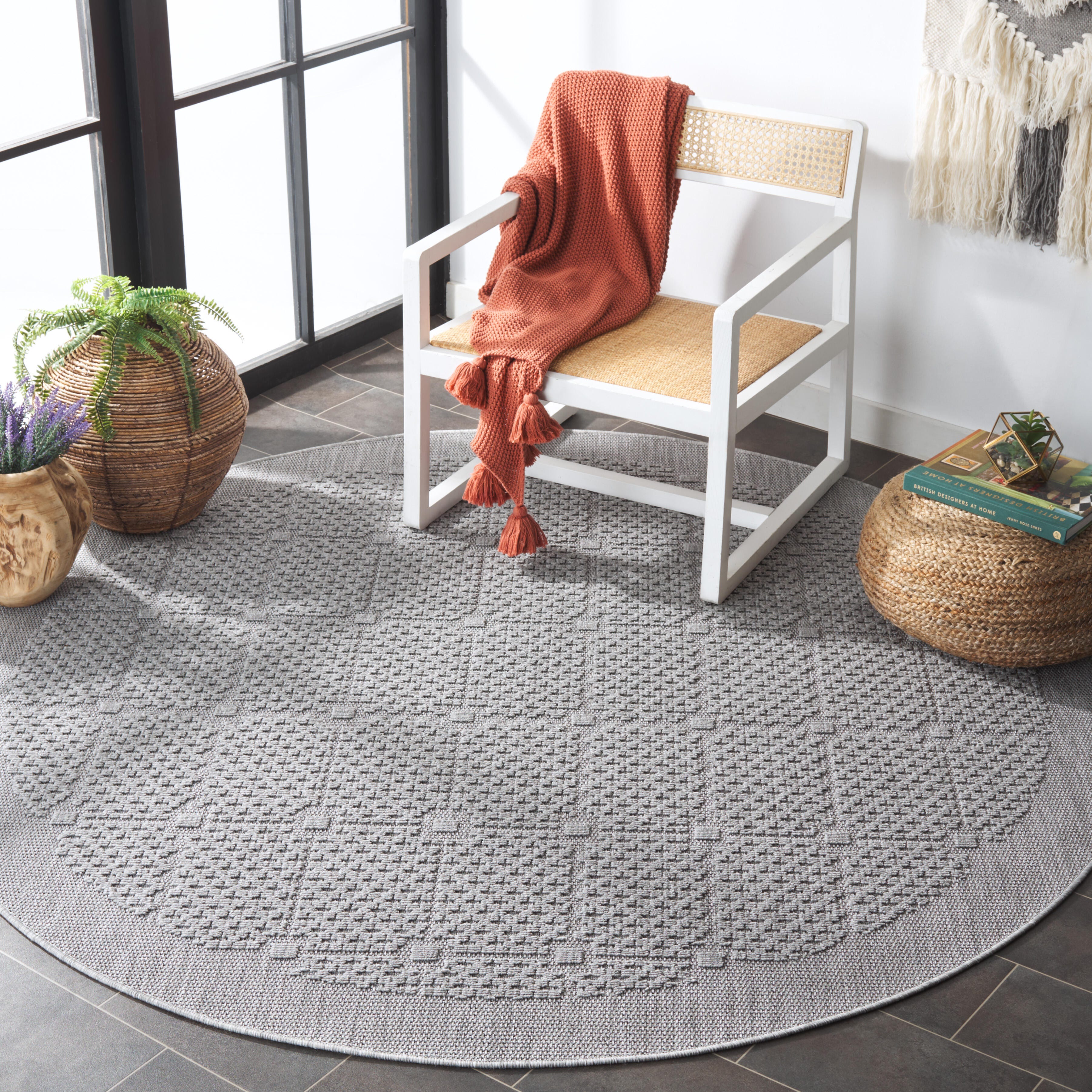 Safavieh Milos 6' 7" x 6' 7" Round Area Rug, Gray, large