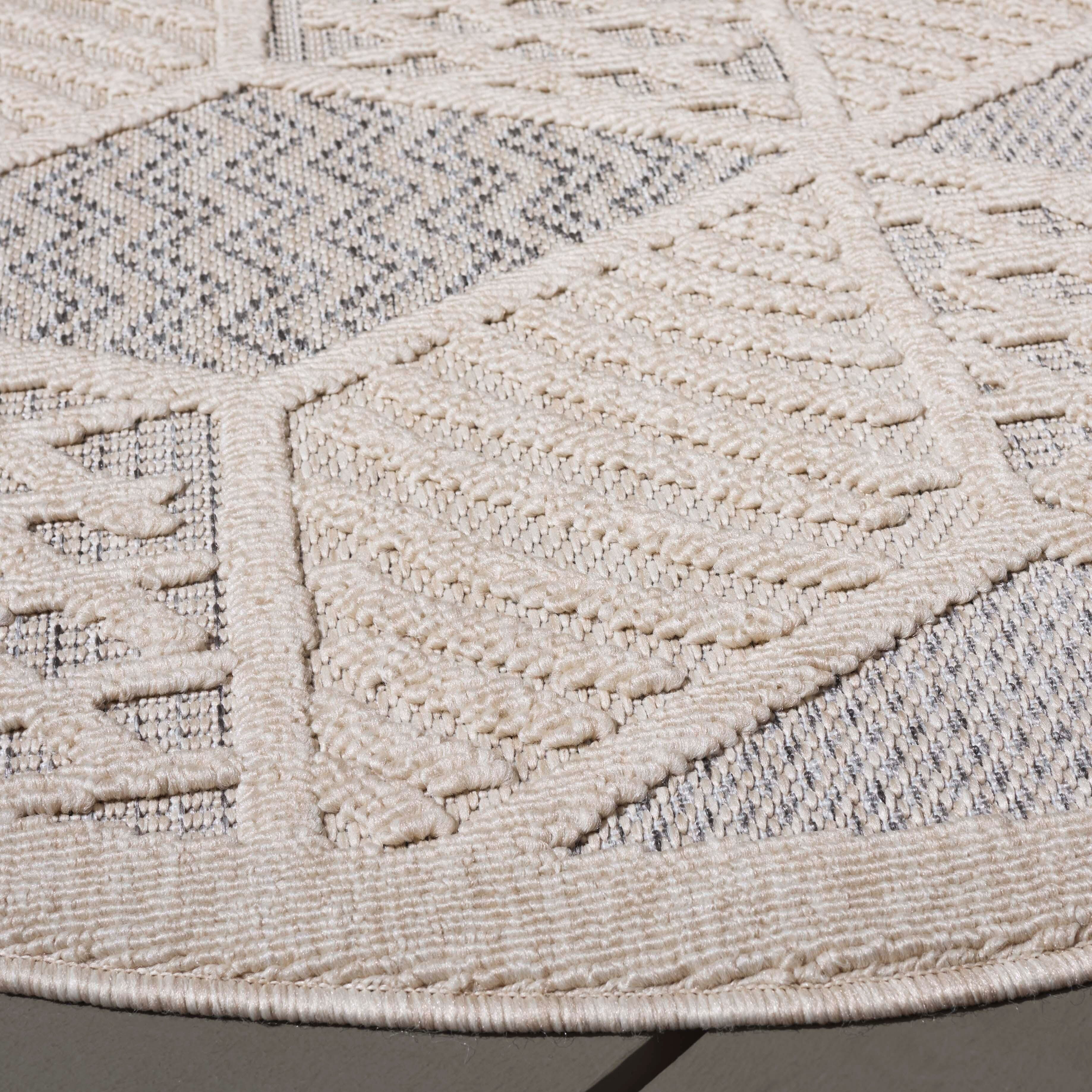 Safavieh Milos 6' 7" x 6' 7" Round Area Rug, Ivory, large