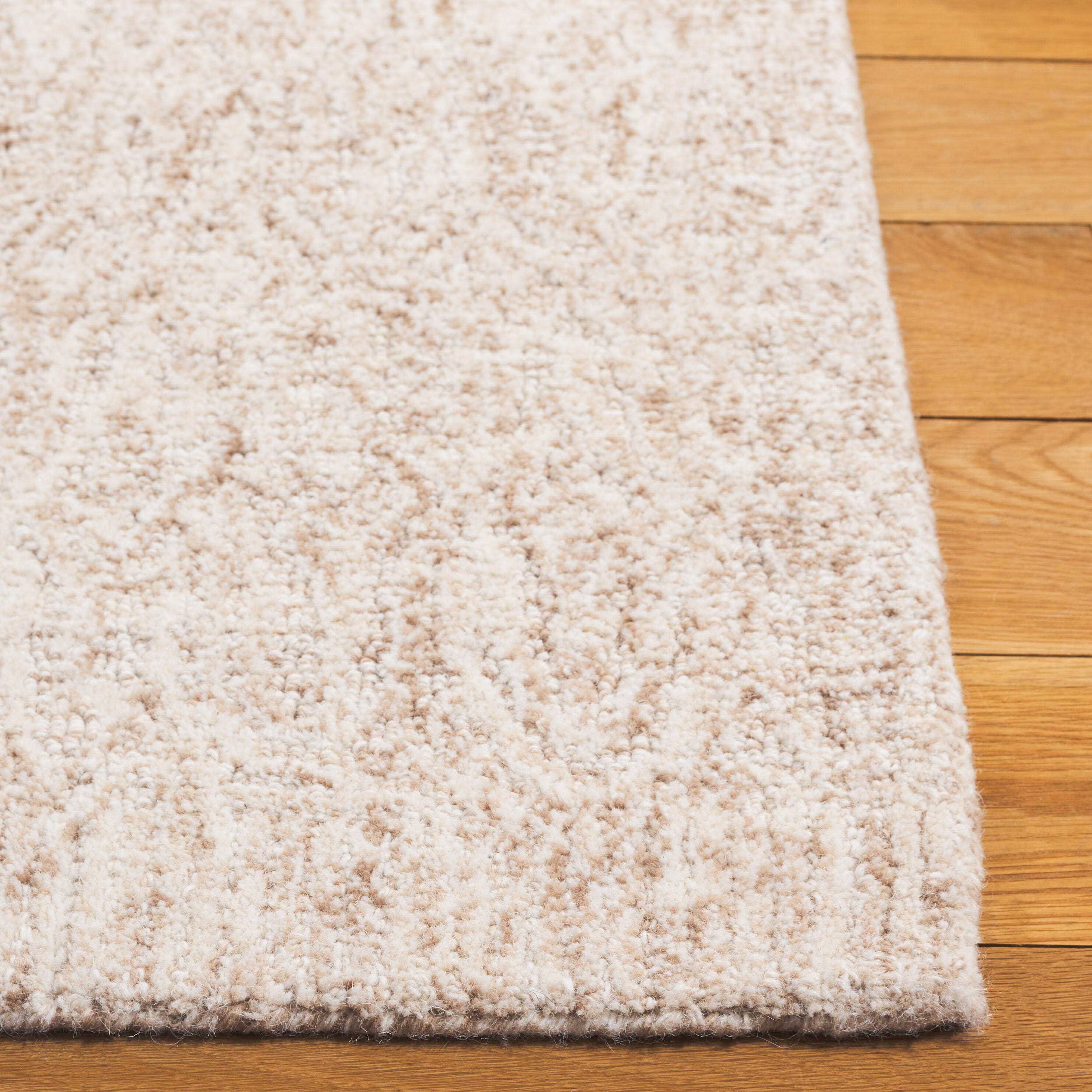 Safavieh Pine 2' 3" x 8' Runner Rug, Beige, large