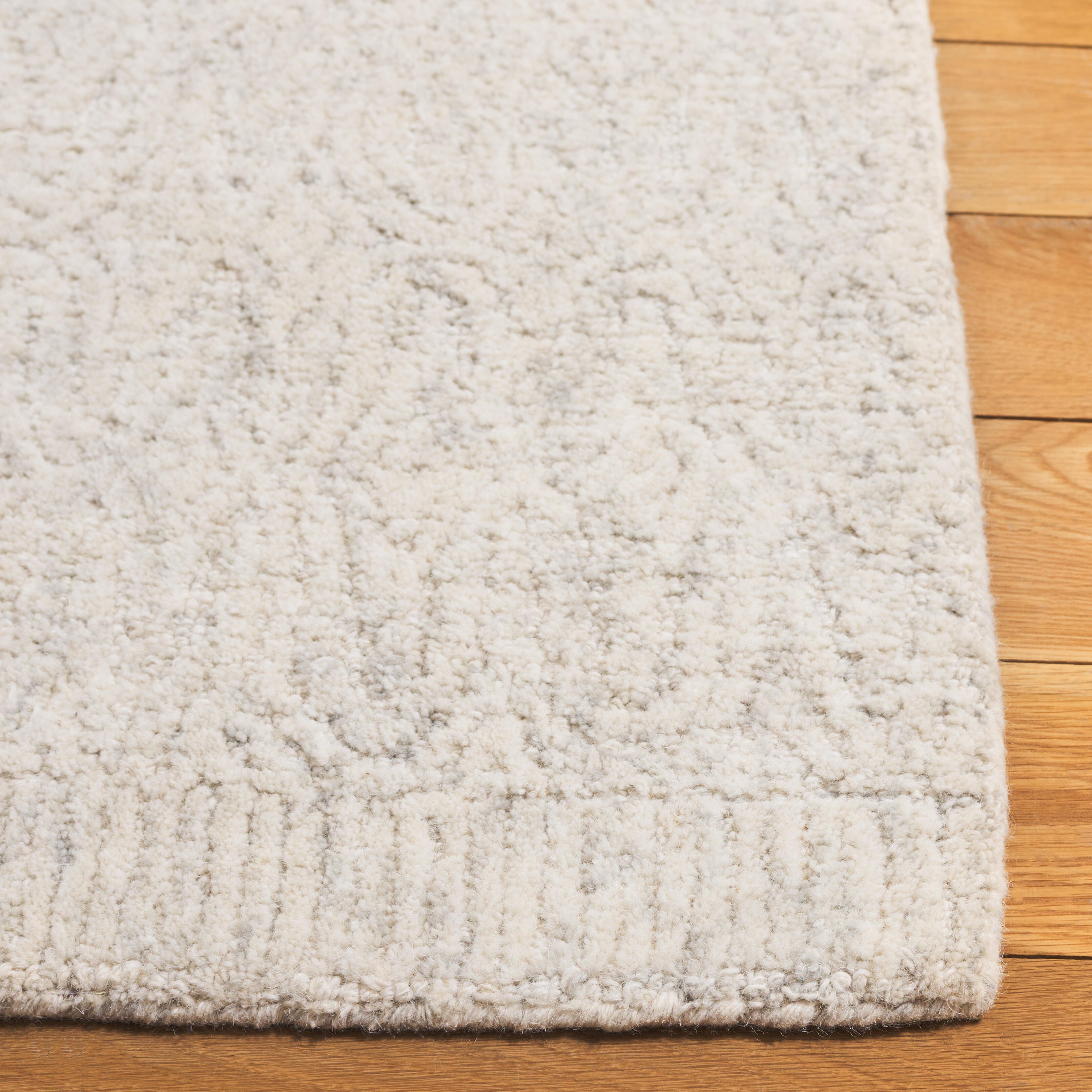 Safavieh Pine 8' x 10' Area Rug, Silver, large