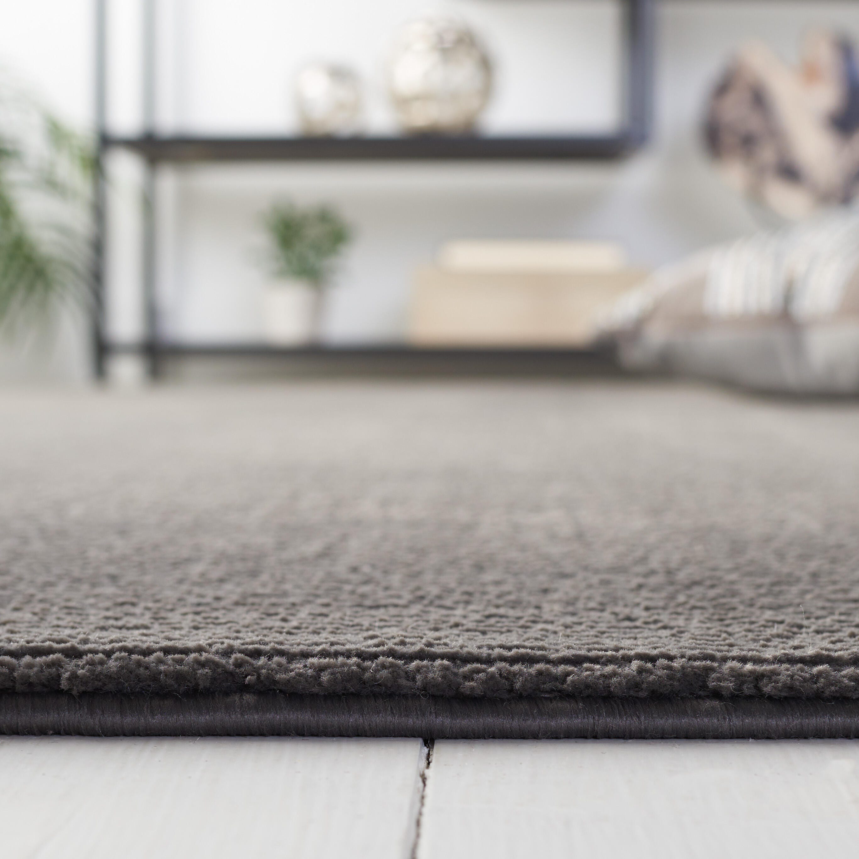 Safavieh Revive 4' x 6' Area Rug, Charcoal, large